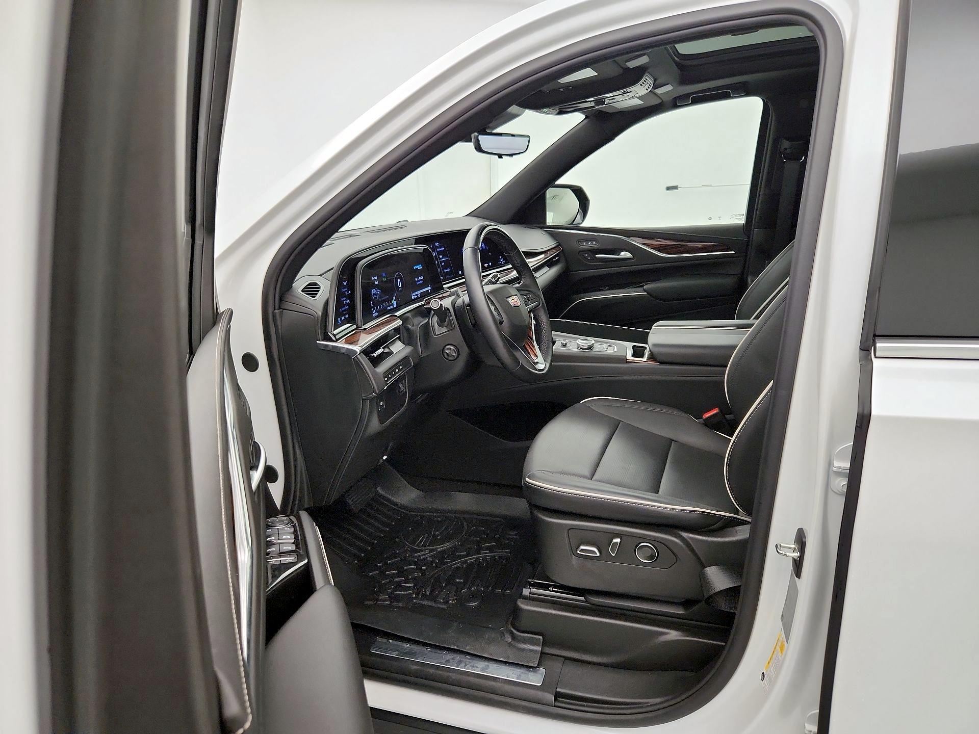 Thumbnail: 2024 Cadillac Escalade - 11