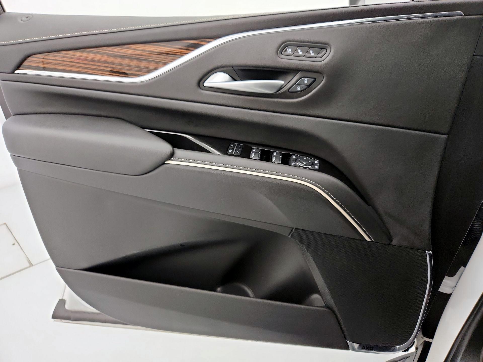 Thumbnail: 2024 Cadillac Escalade - 12