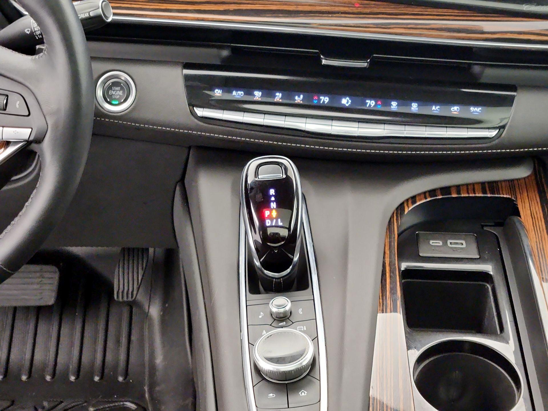 Thumbnail: 2024 Cadillac Escalade - 17