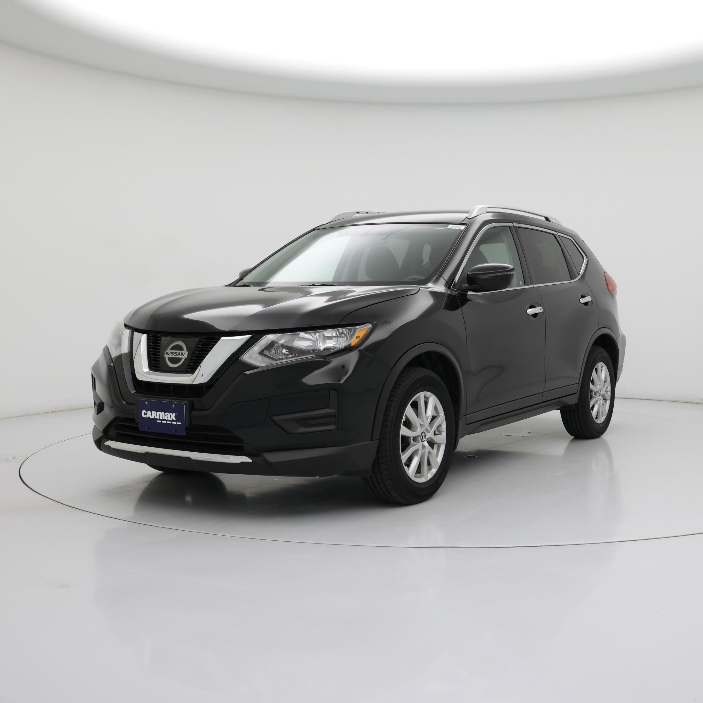 Thumbnail: 2017 Nissan Rogue - 4