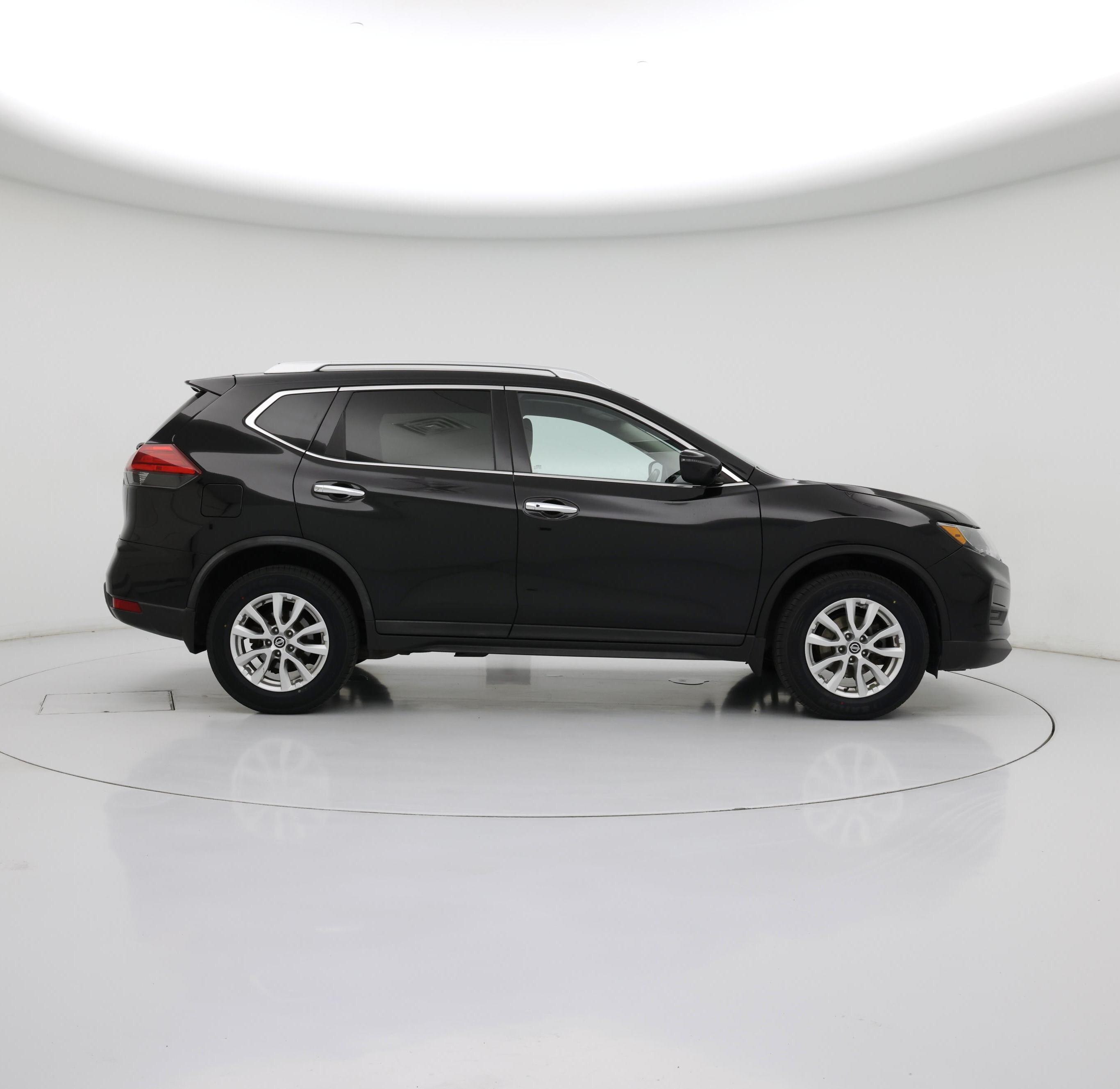 Thumbnail: 2017 Nissan Rogue - 7