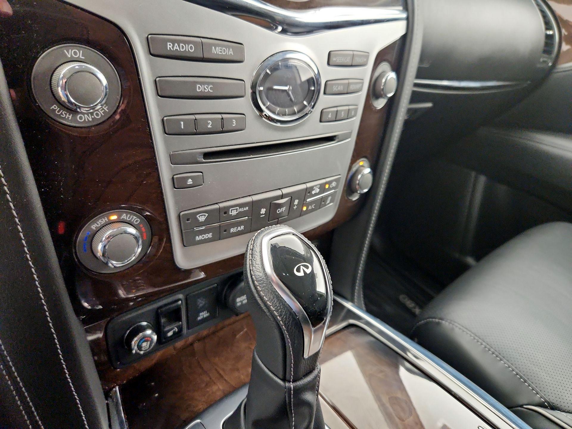 Thumbnail: 2019 INFINITI QX80 - 17