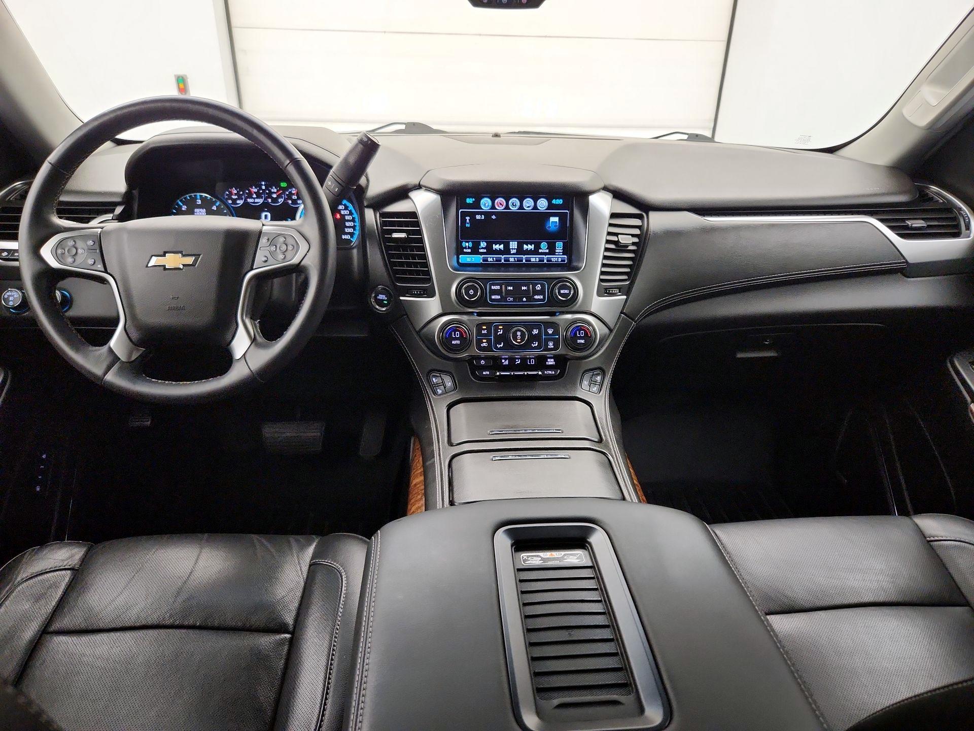 Thumbnail: 2017 Chevrolet Suburban - 9