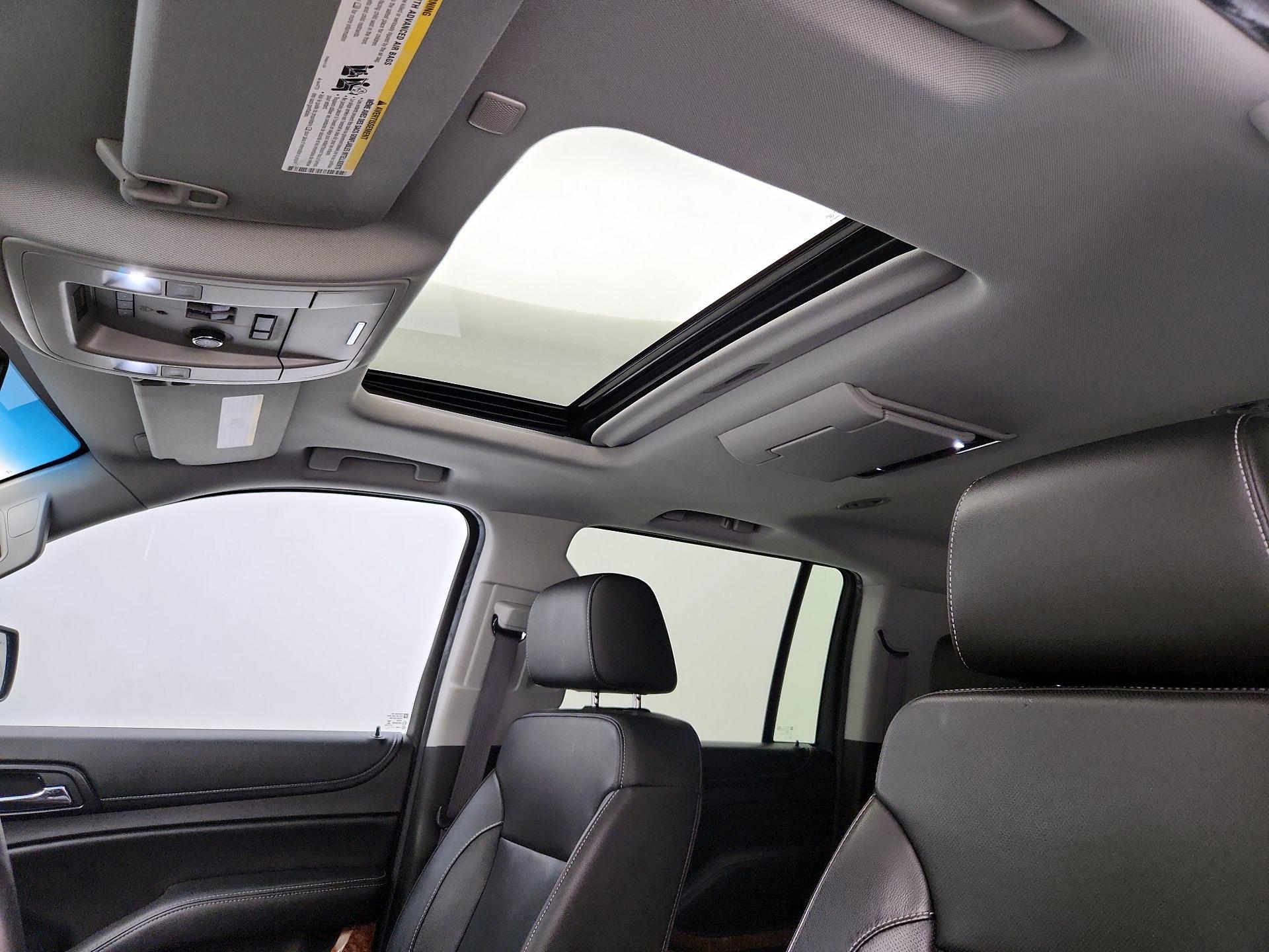 Thumbnail: 2017 Chevrolet Suburban - 19