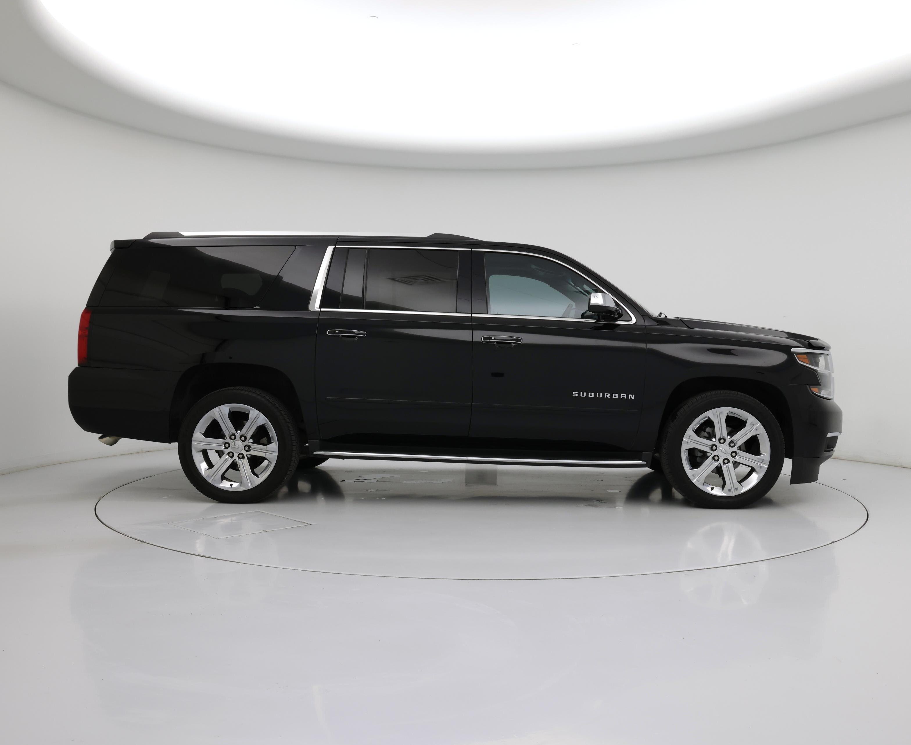 Thumbnail: 2017 Chevrolet Suburban - 7