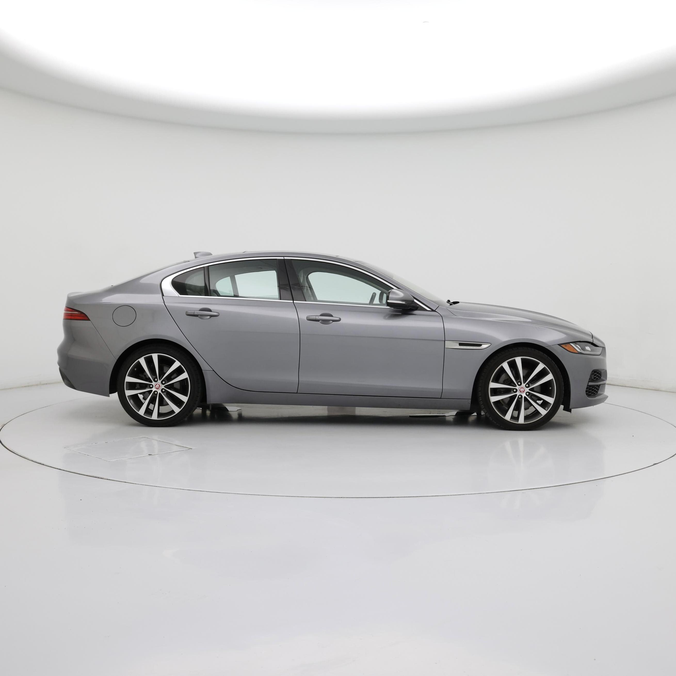 Thumbnail: 2020 Jaguar XE - 7