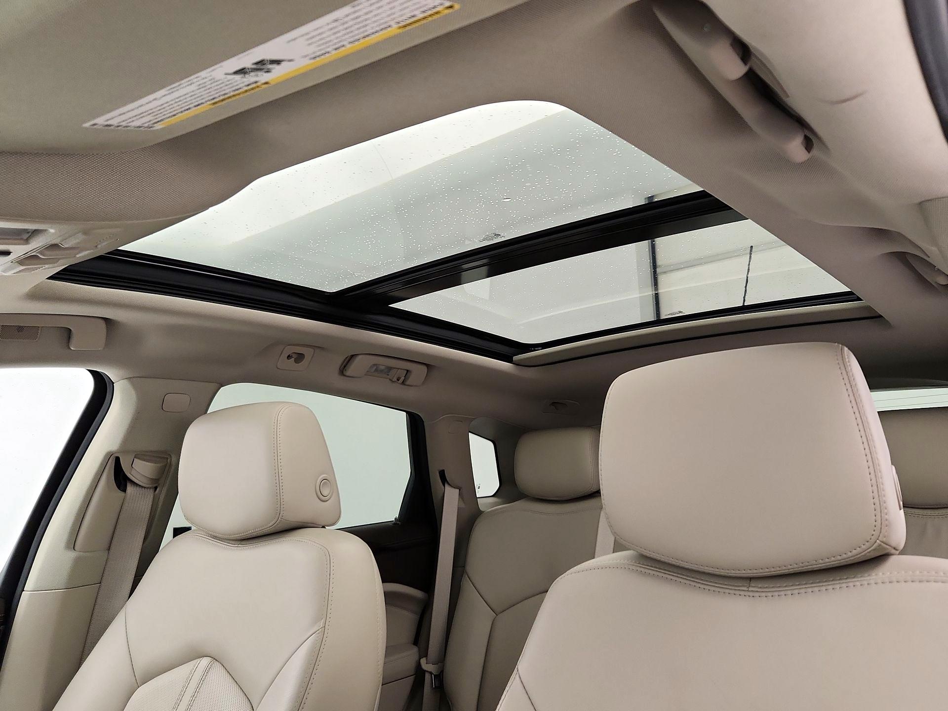 Thumbnail: 2016 Cadillac SRX - 20