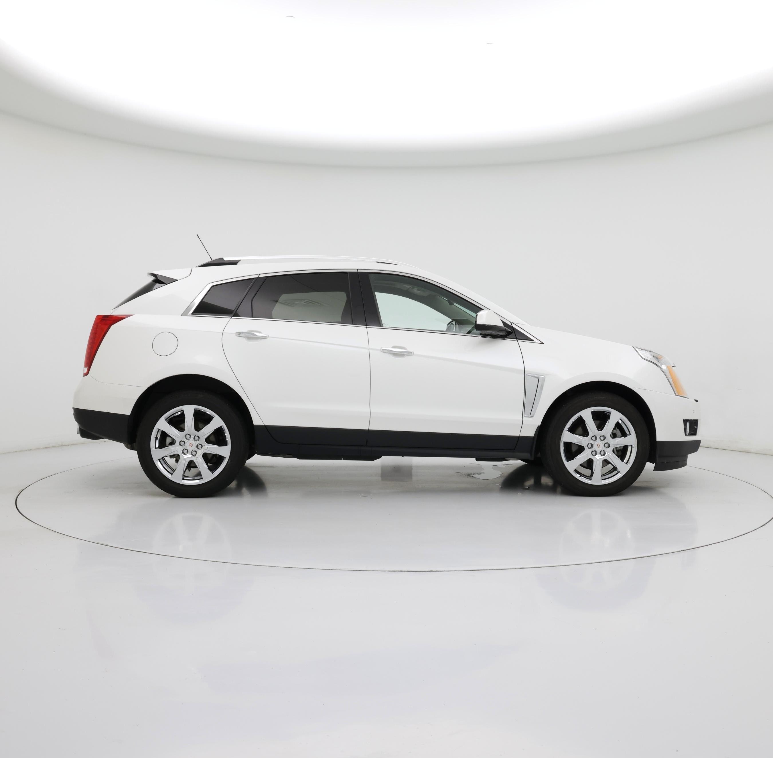Thumbnail: 2016 Cadillac SRX - 7