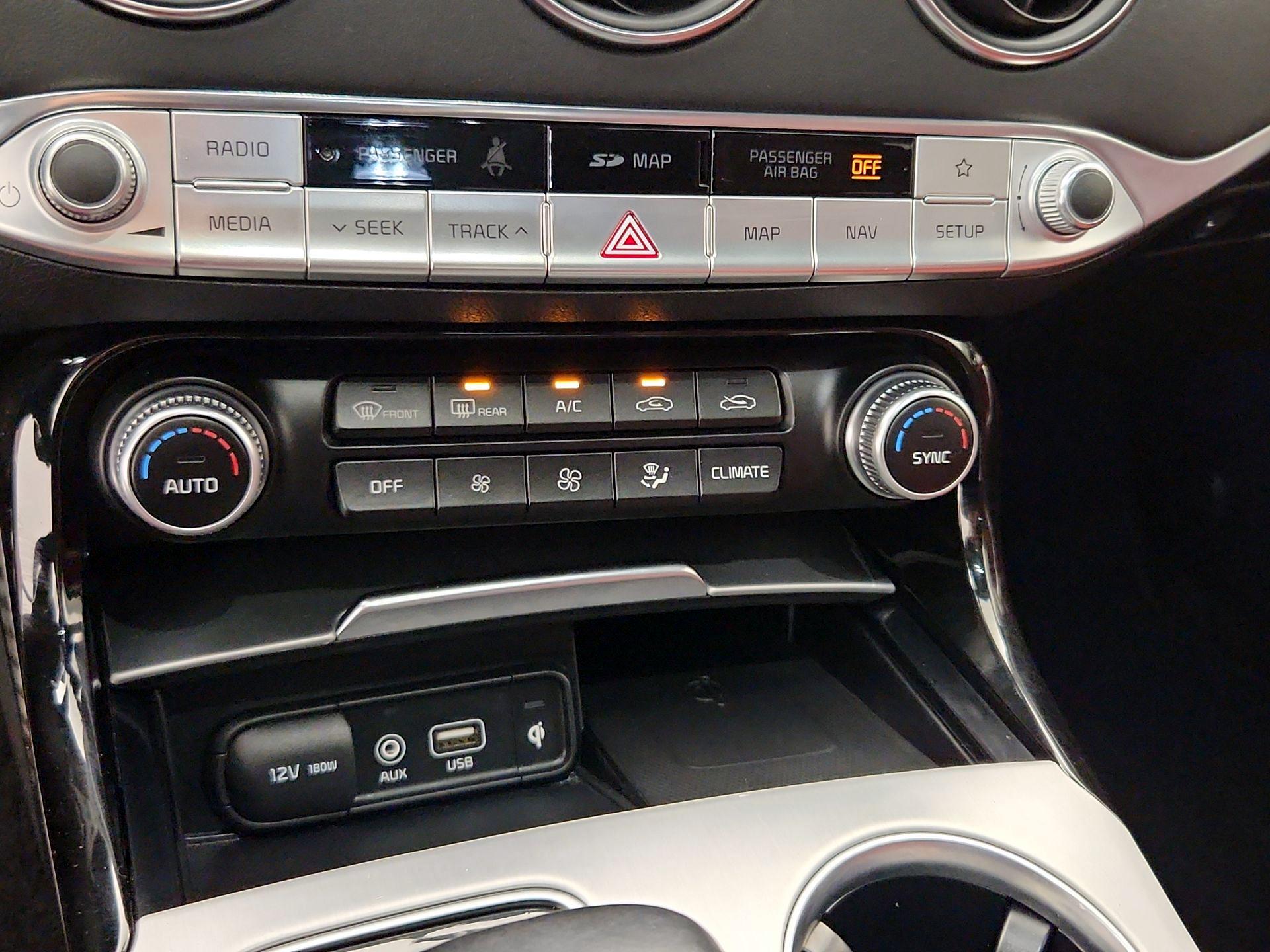Thumbnail: 2019 Kia Stinger - 17