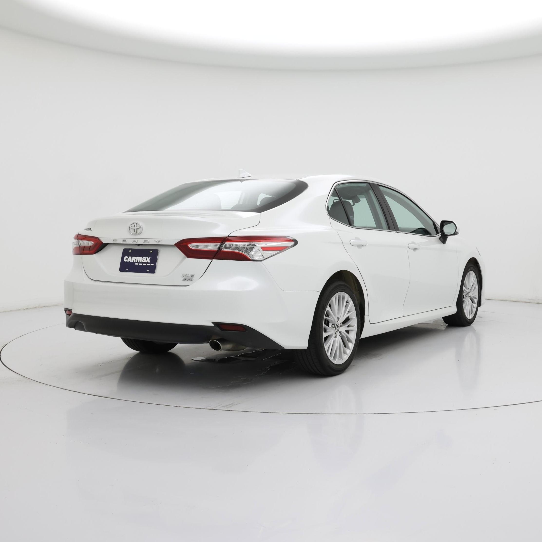 Thumbnail: 2020 Toyota Camry - 8