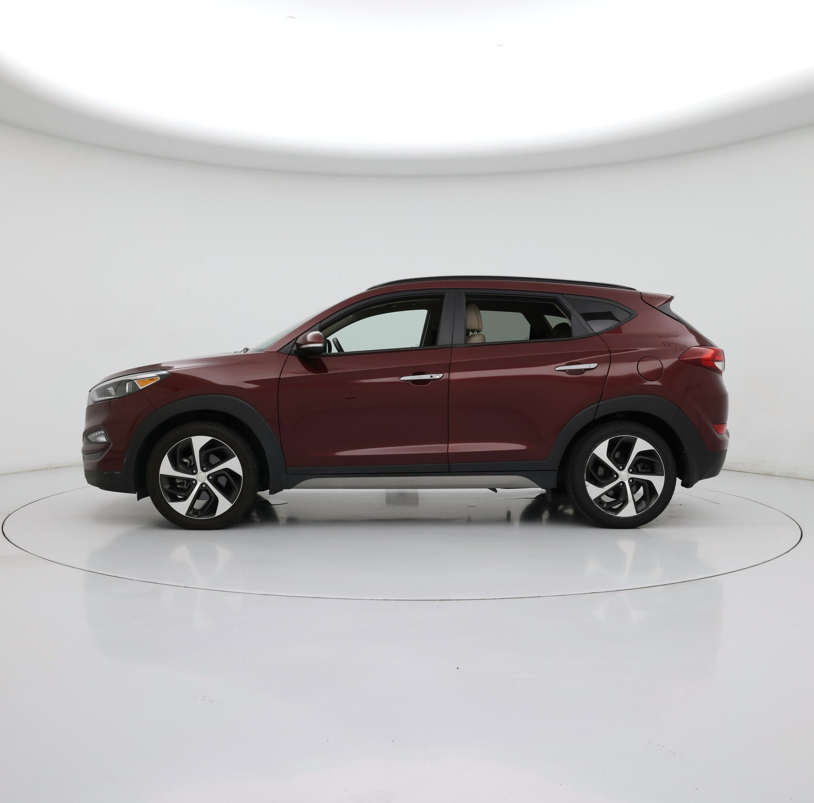 Thumbnail: 2017 Hyundai Tucson - 3