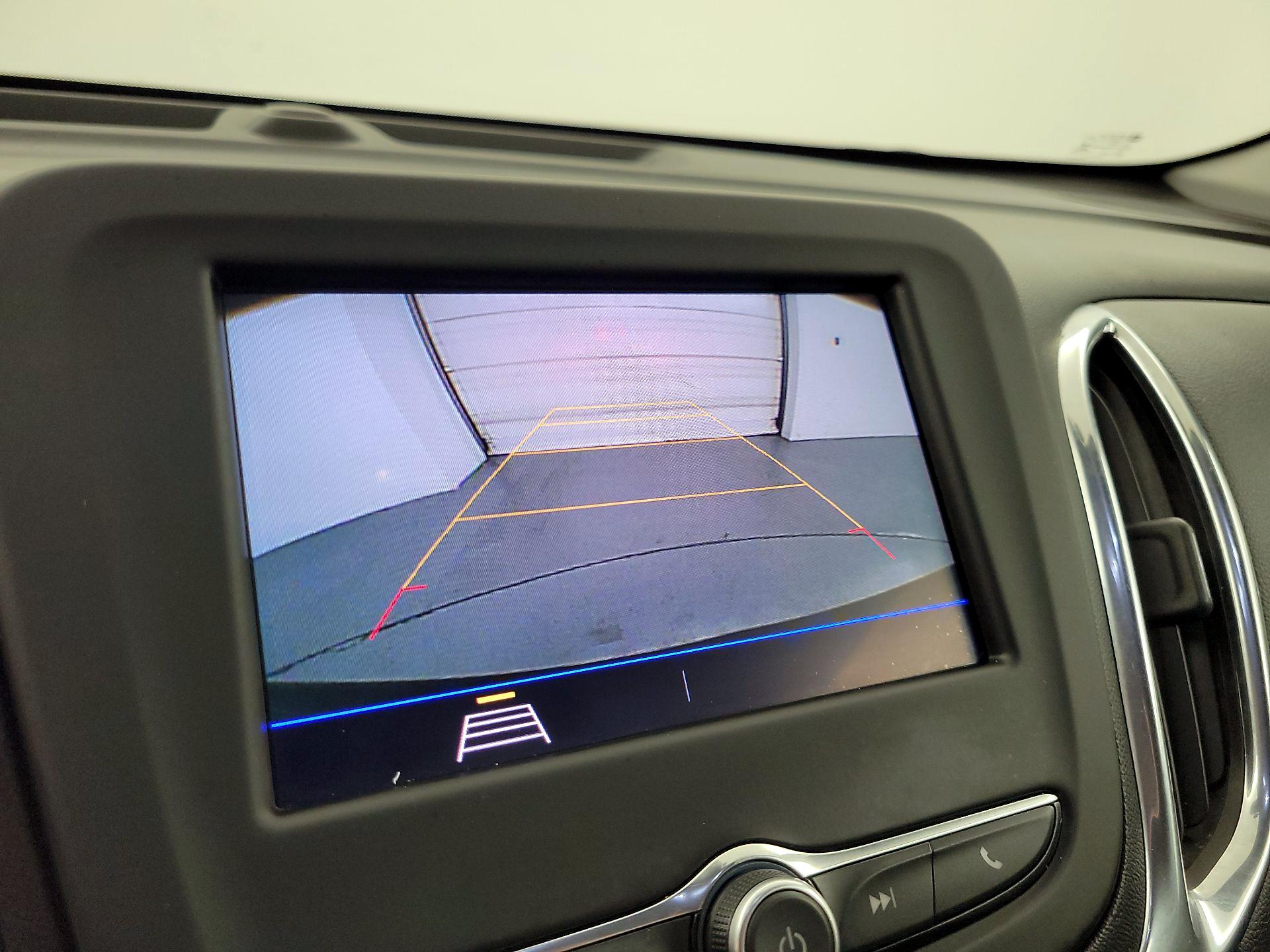 Thumbnail: 2020 Chevrolet Equinox - 14