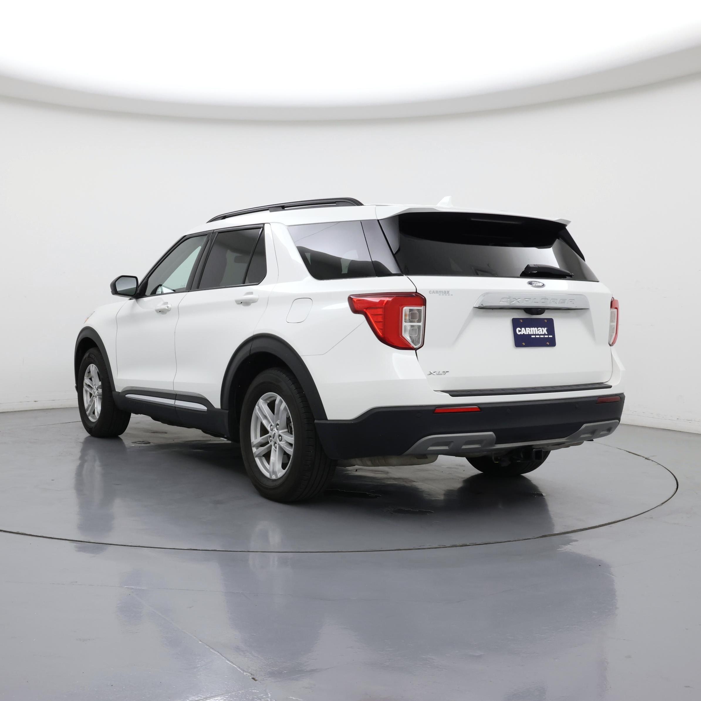 Thumbnail: 2022 Ford Explorer - 2