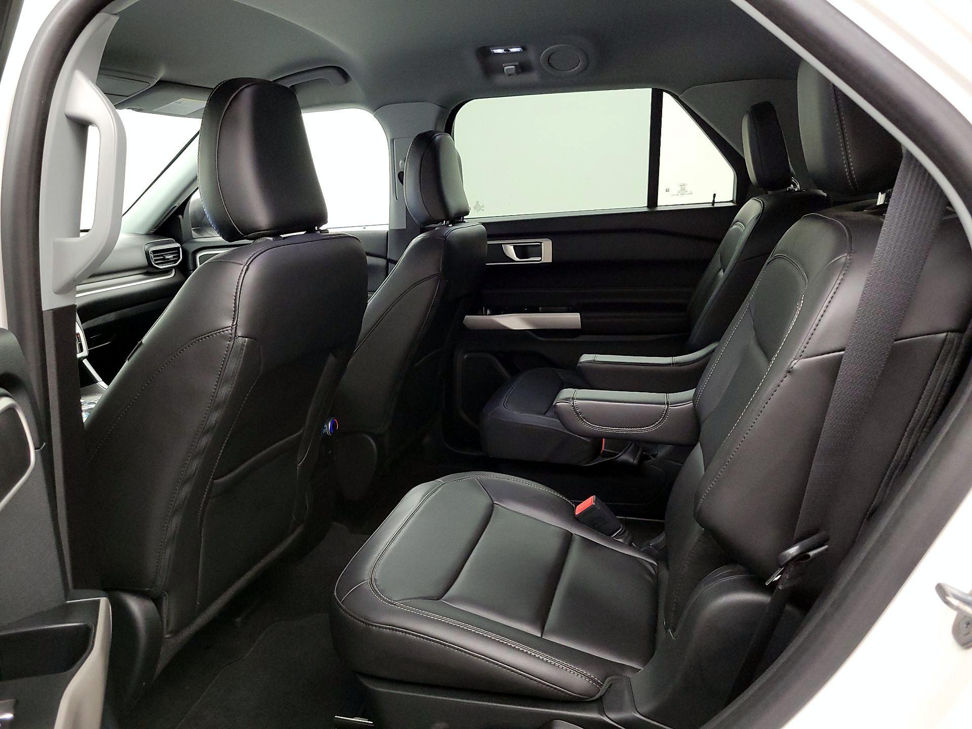 Thumbnail: 2022 Ford Explorer - 19