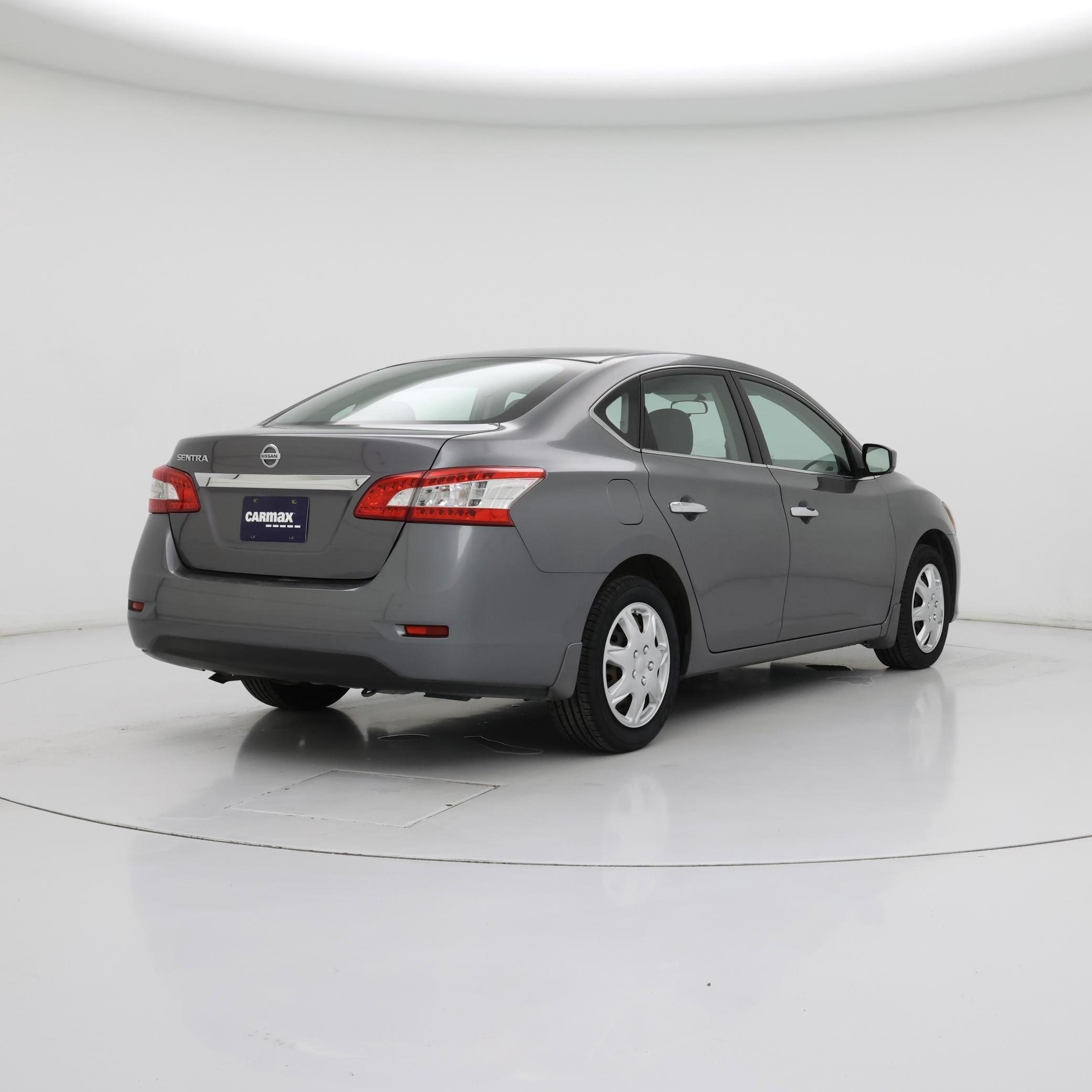 Thumbnail: 2015 Nissan Sentra - 8