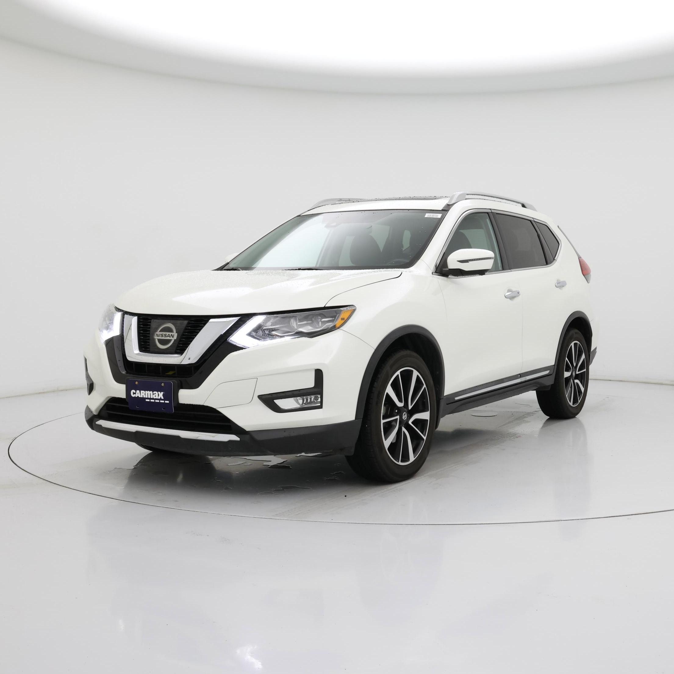 Thumbnail: 2017 Nissan Rogue - 4