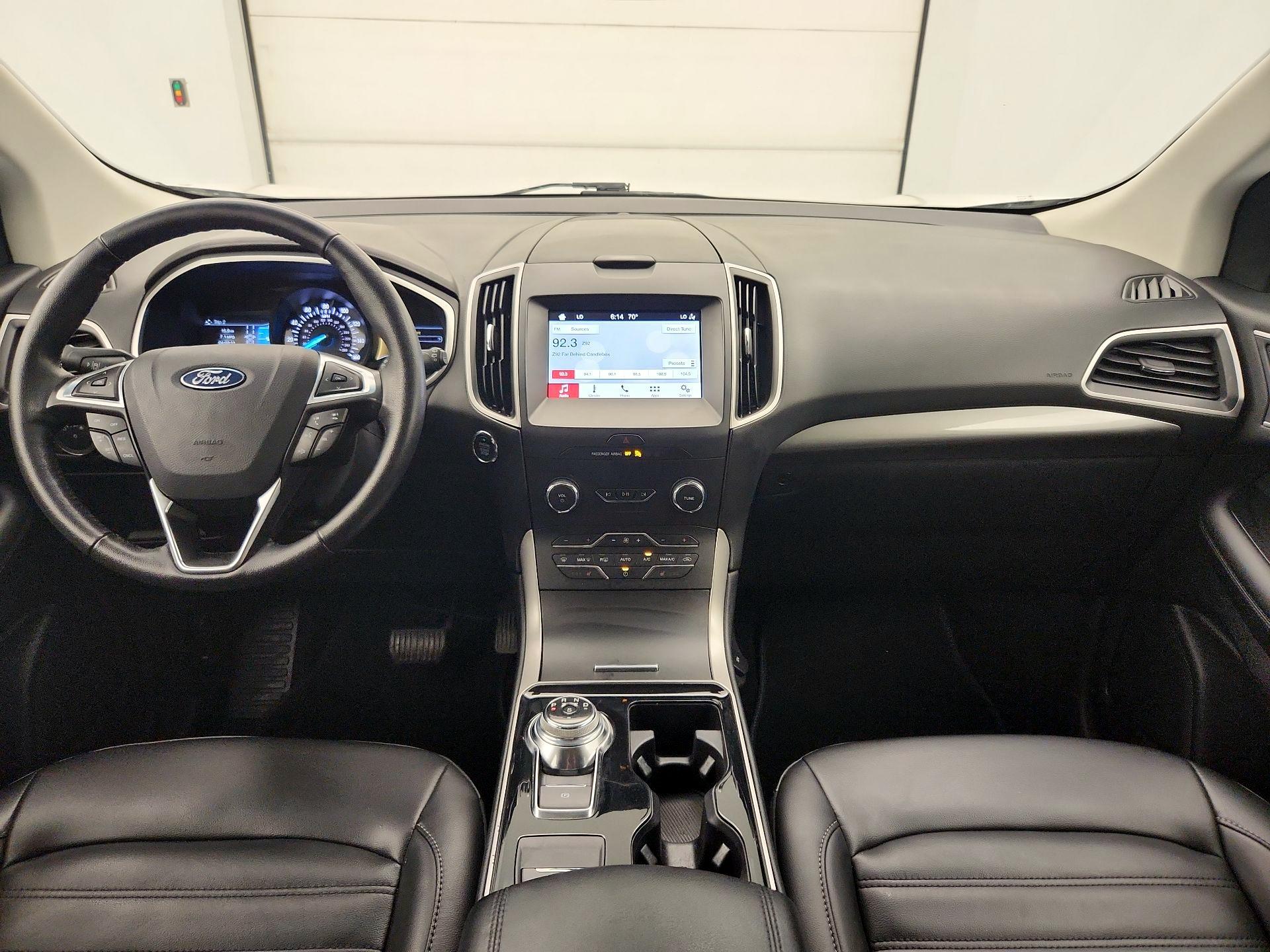 Thumbnail: 2019 Ford Edge - 9