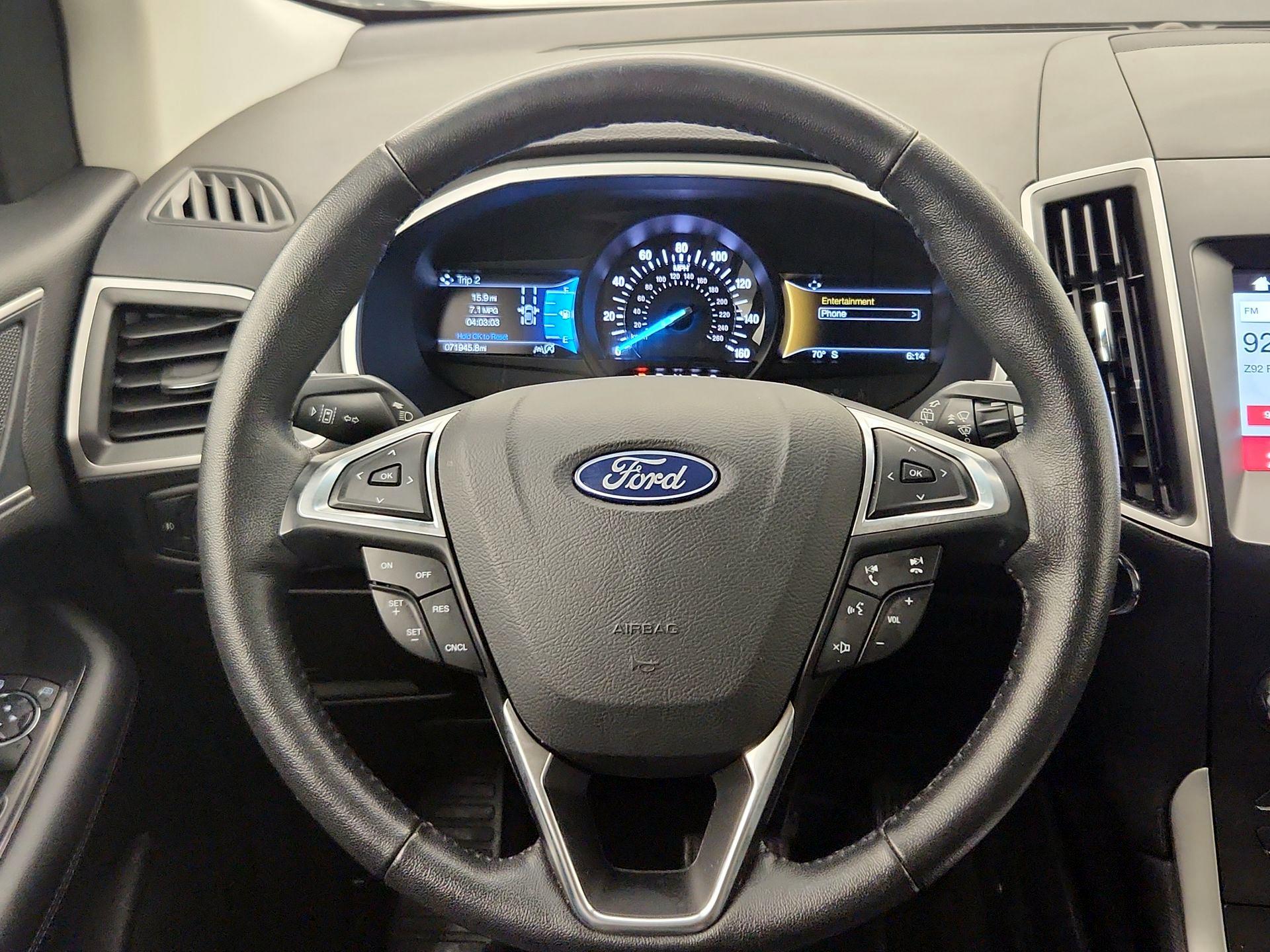 Thumbnail: 2019 Ford Edge - 10
