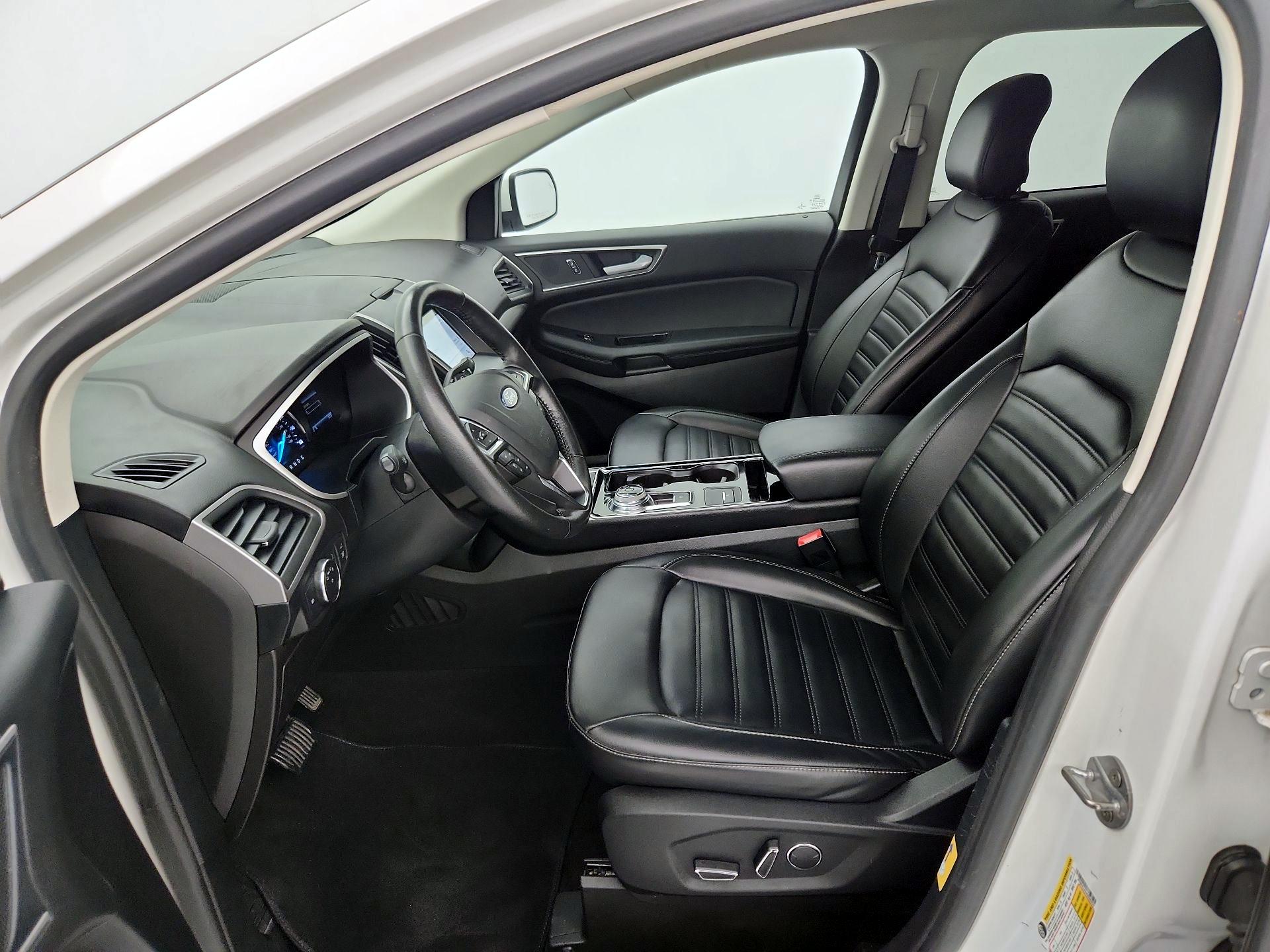 Thumbnail: 2019 Ford Edge - 11