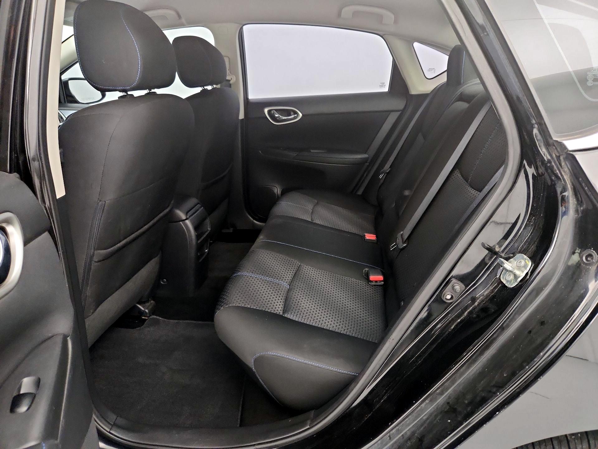 Thumbnail: 2017 Nissan Sentra - 19