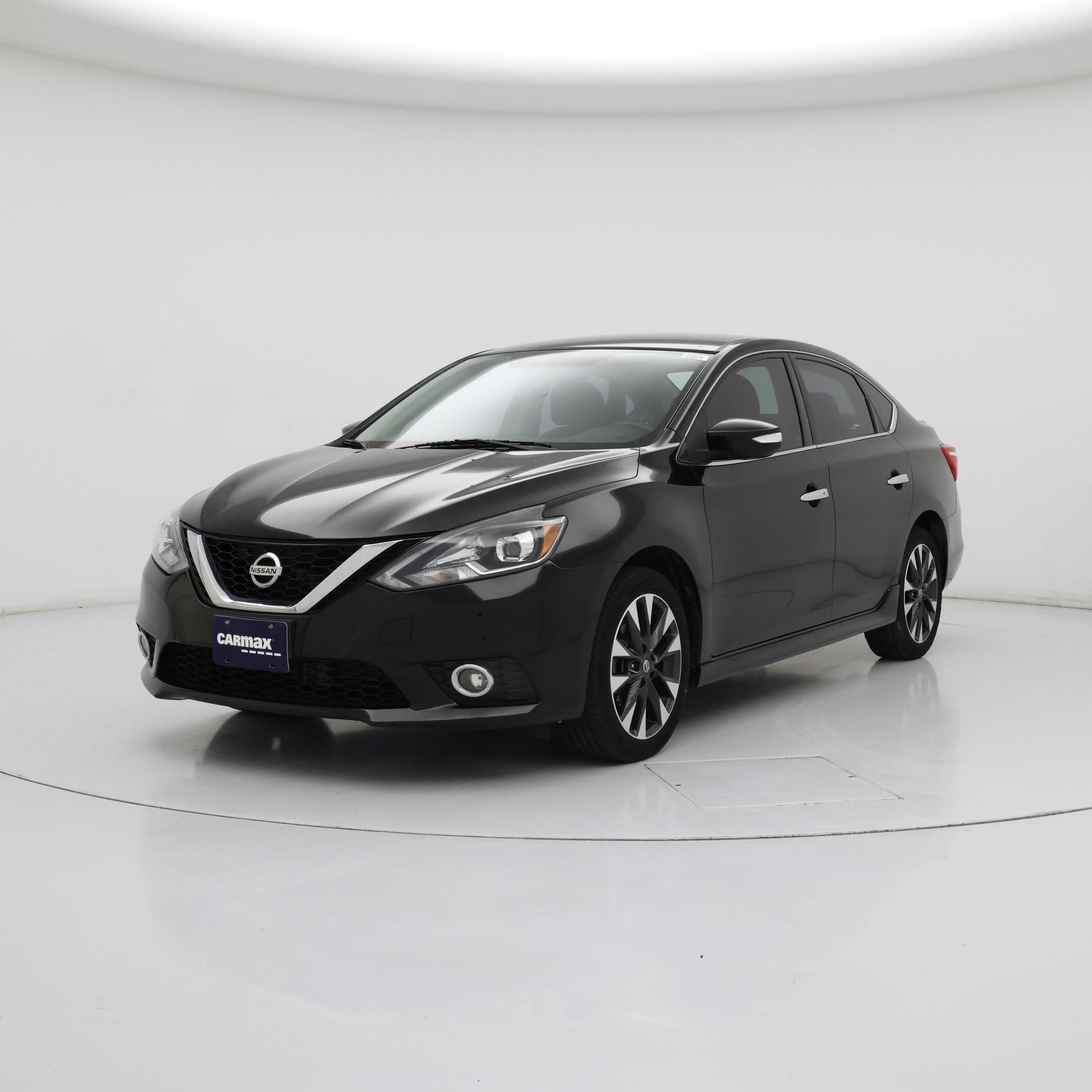 Thumbnail: 2017 Nissan Sentra - 4