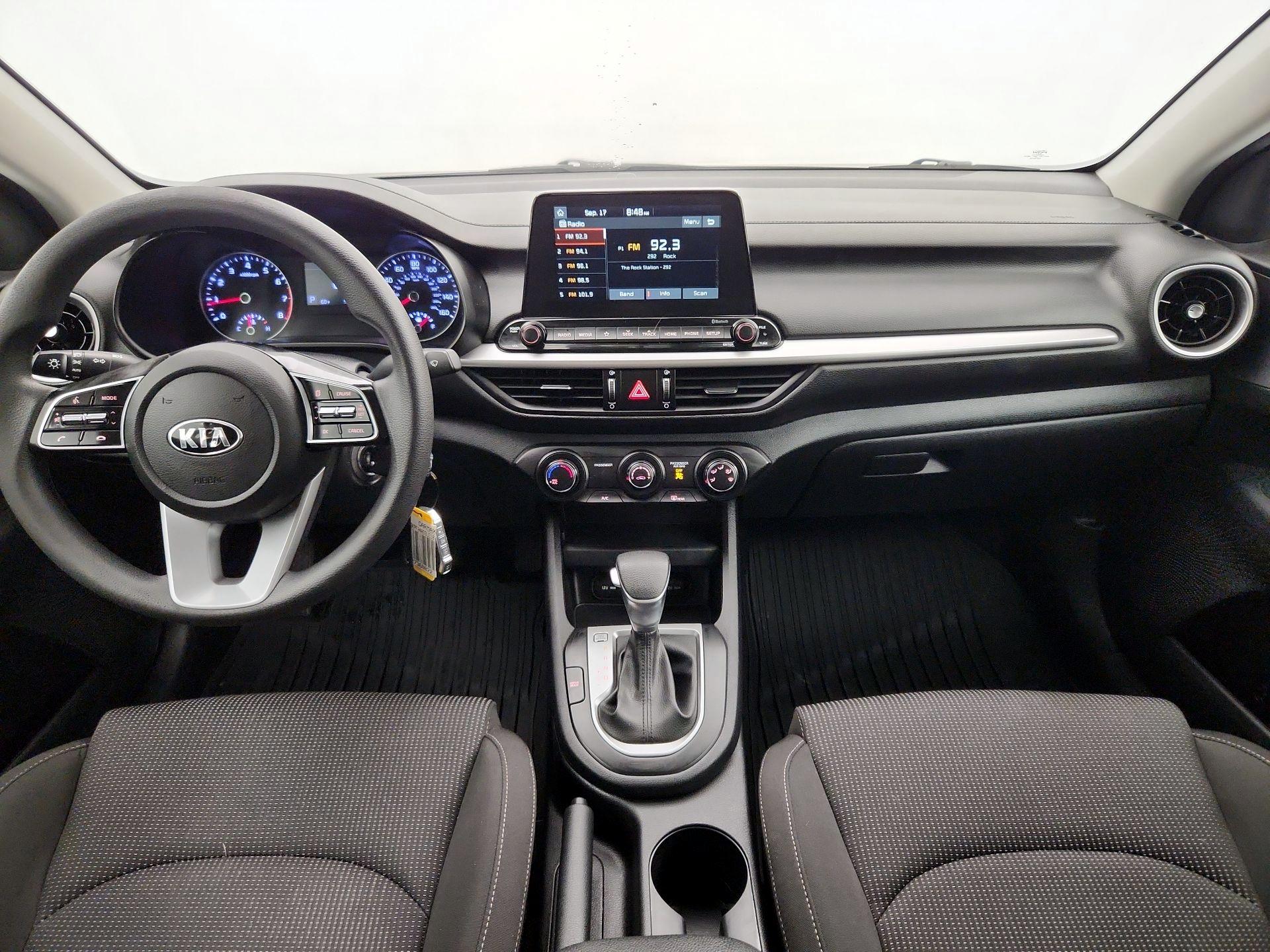 Thumbnail: 2020 Kia Forte - 9