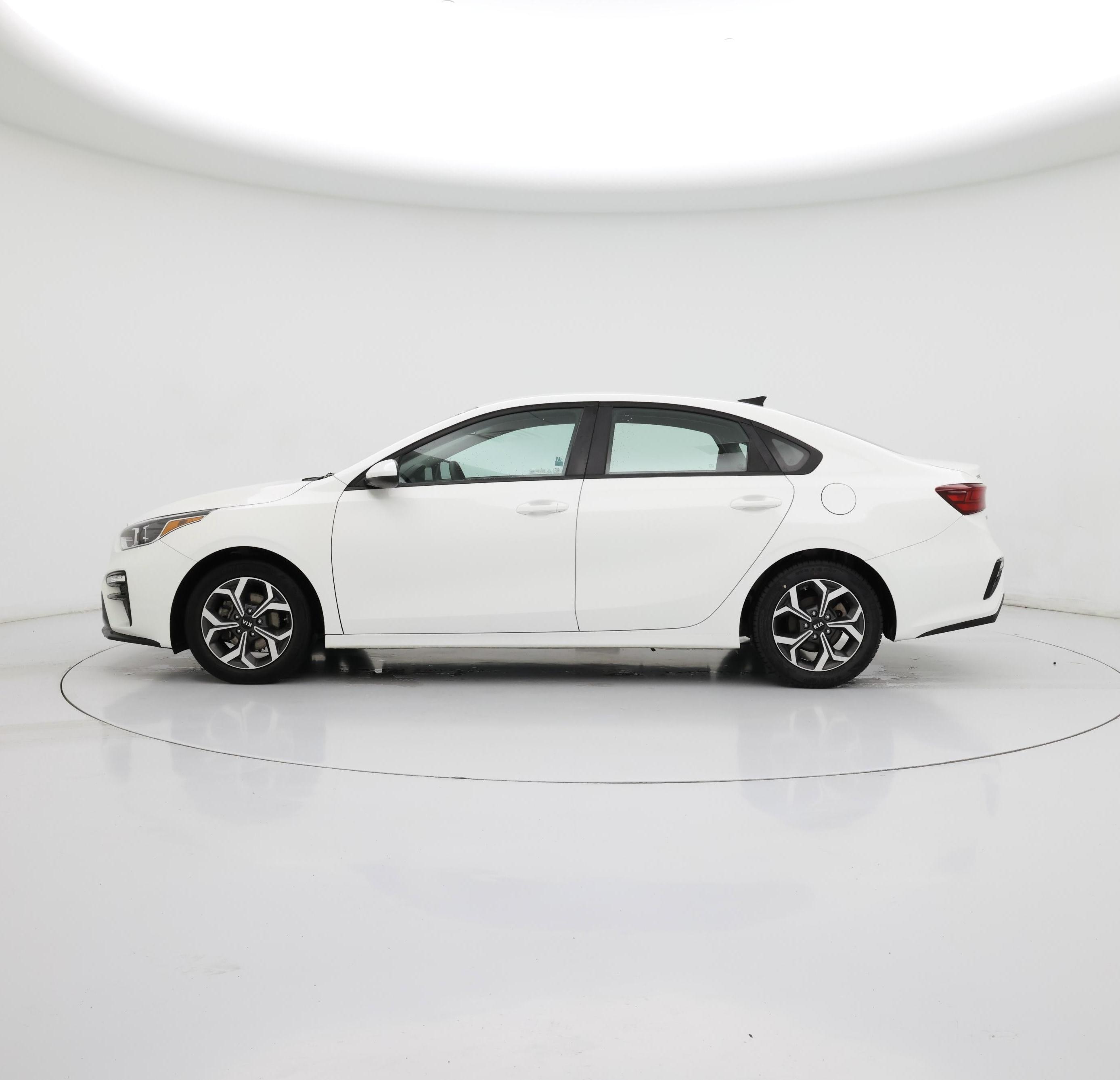Thumbnail: 2020 Kia Forte - 3
