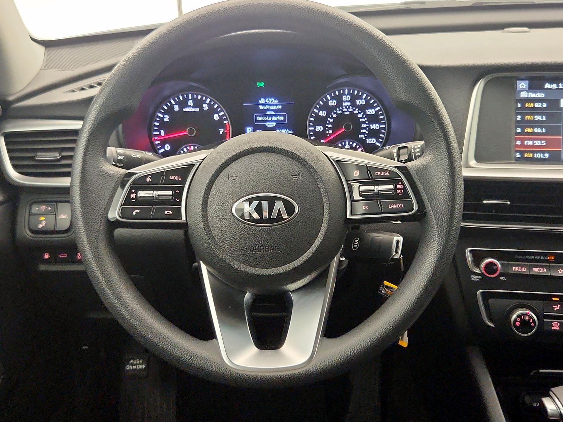 Thumbnail: 2019 Kia Optima - 10