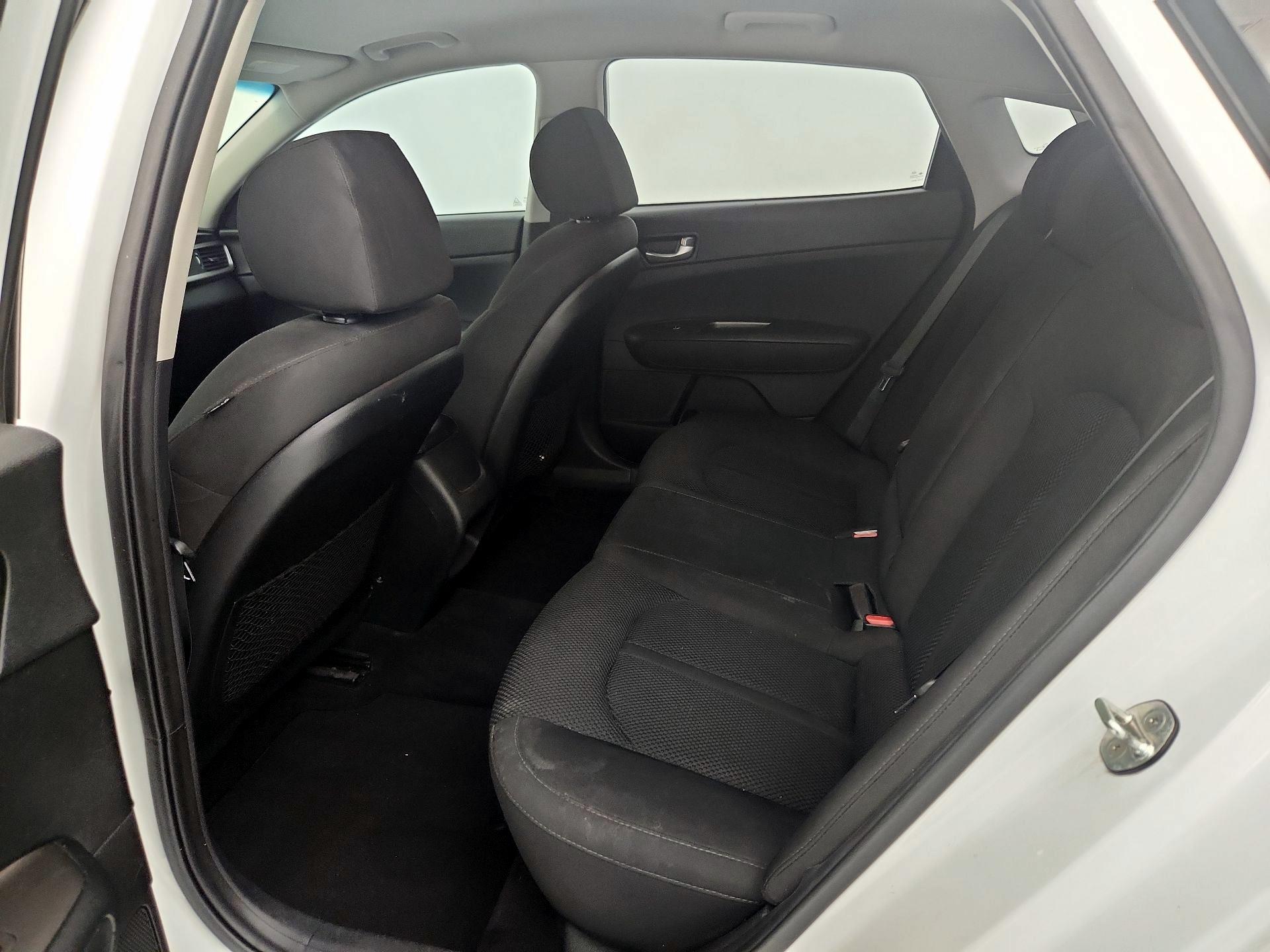 Thumbnail: 2019 Kia Optima - 19