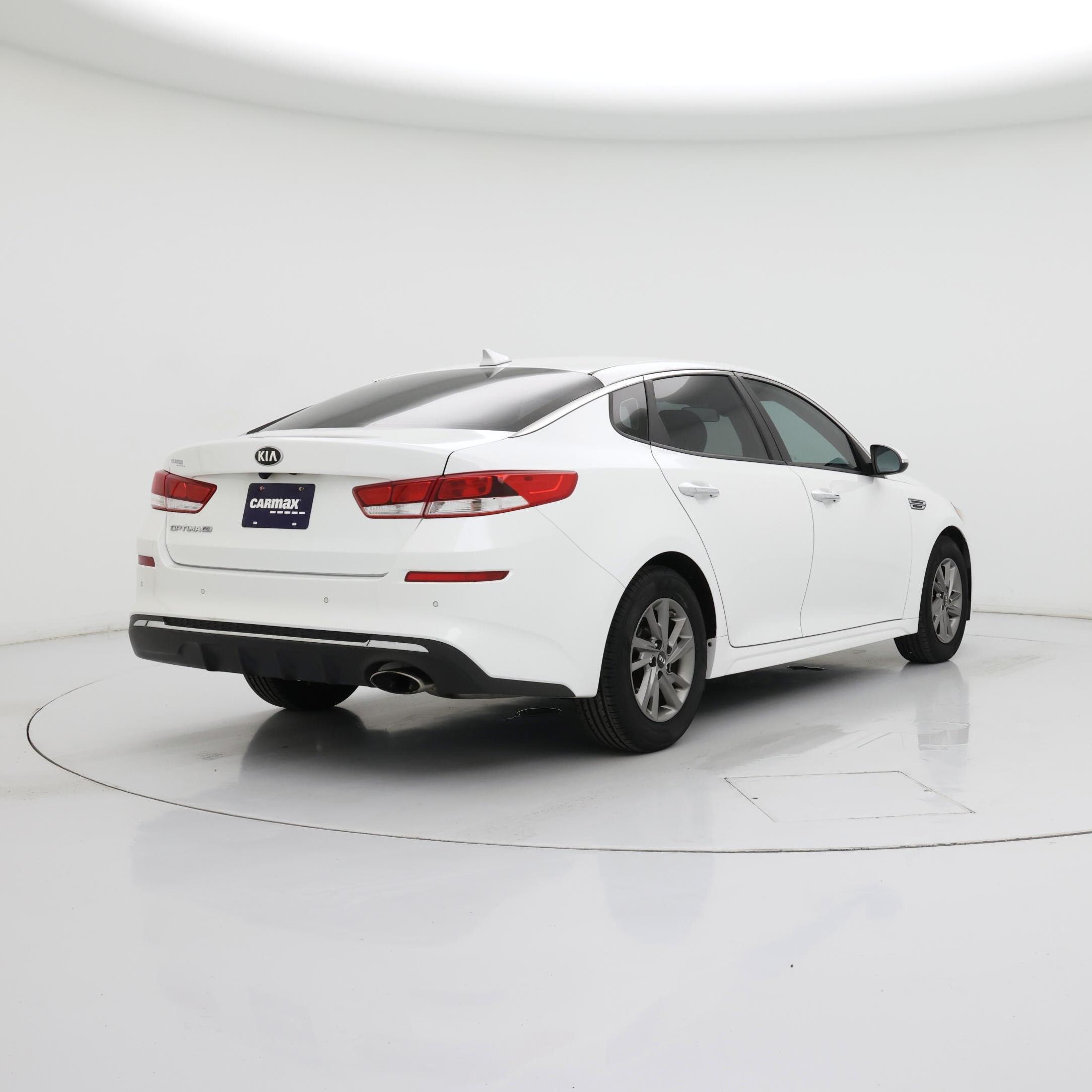 Thumbnail: 2019 Kia Optima - 8