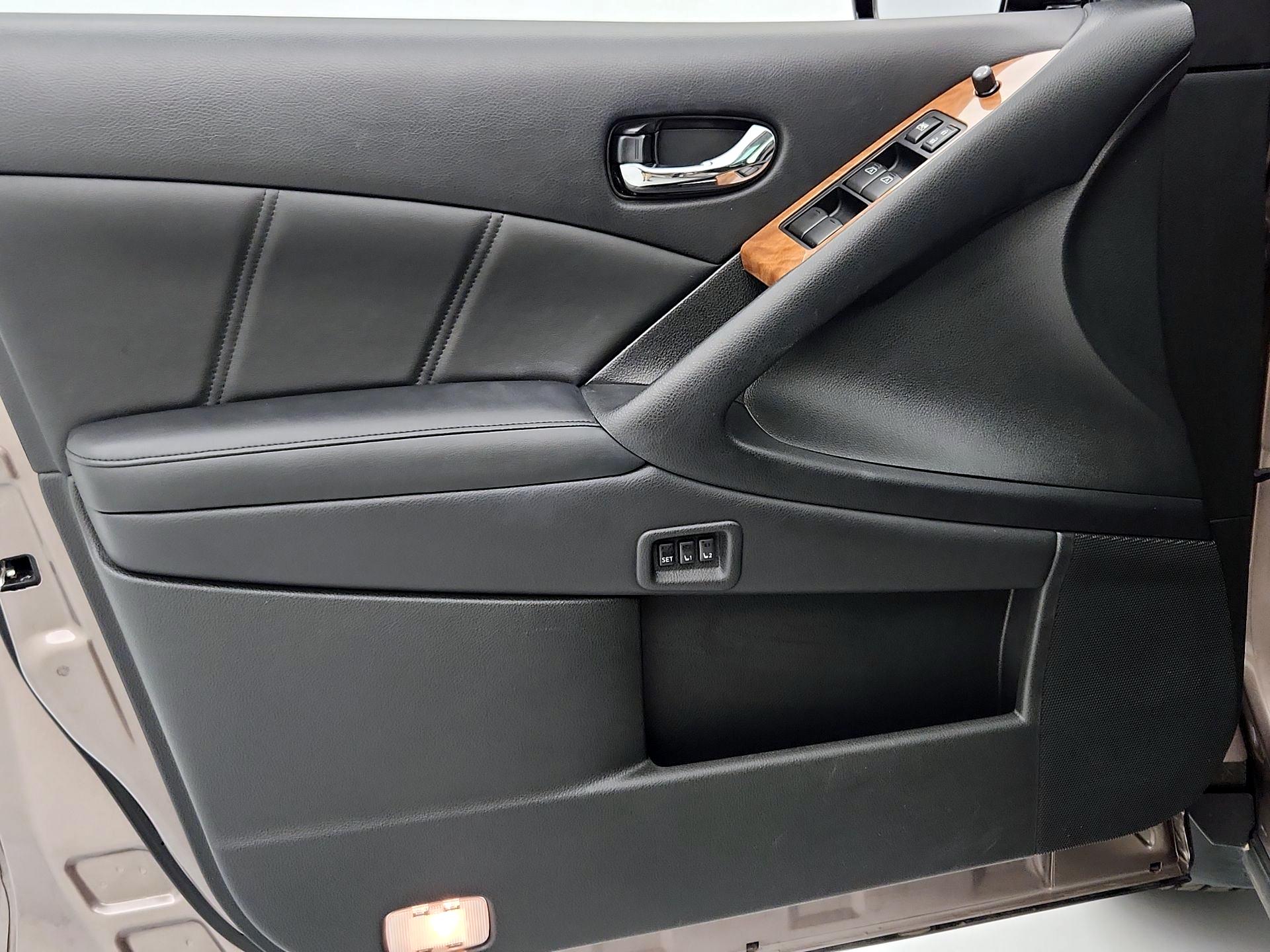 Thumbnail: 2014 Nissan Murano - 12