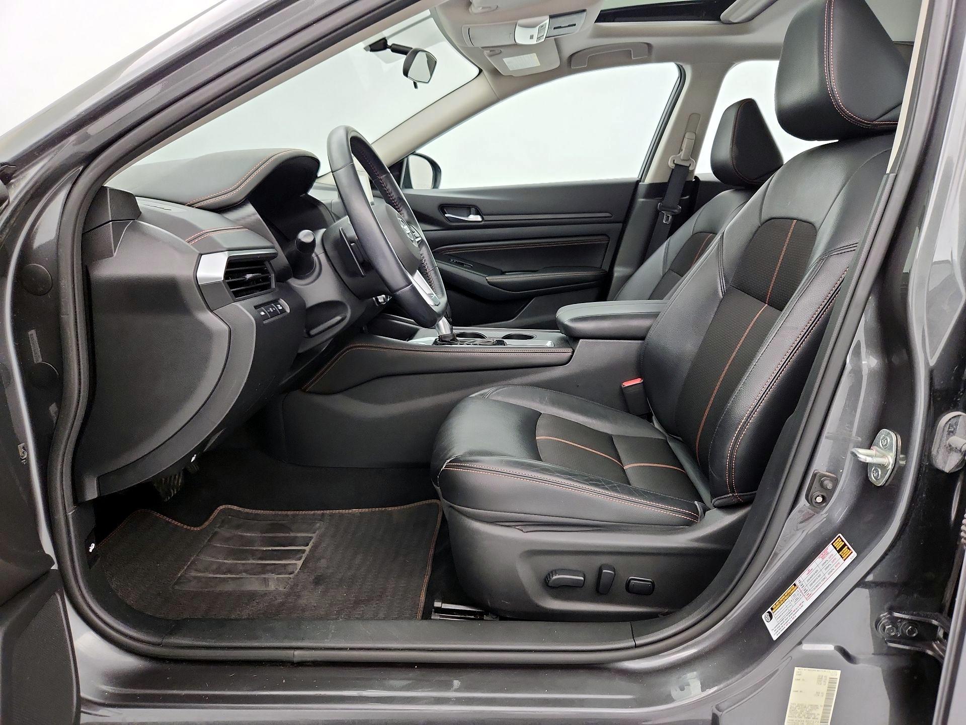 Thumbnail: 2019 Nissan Altima - 11