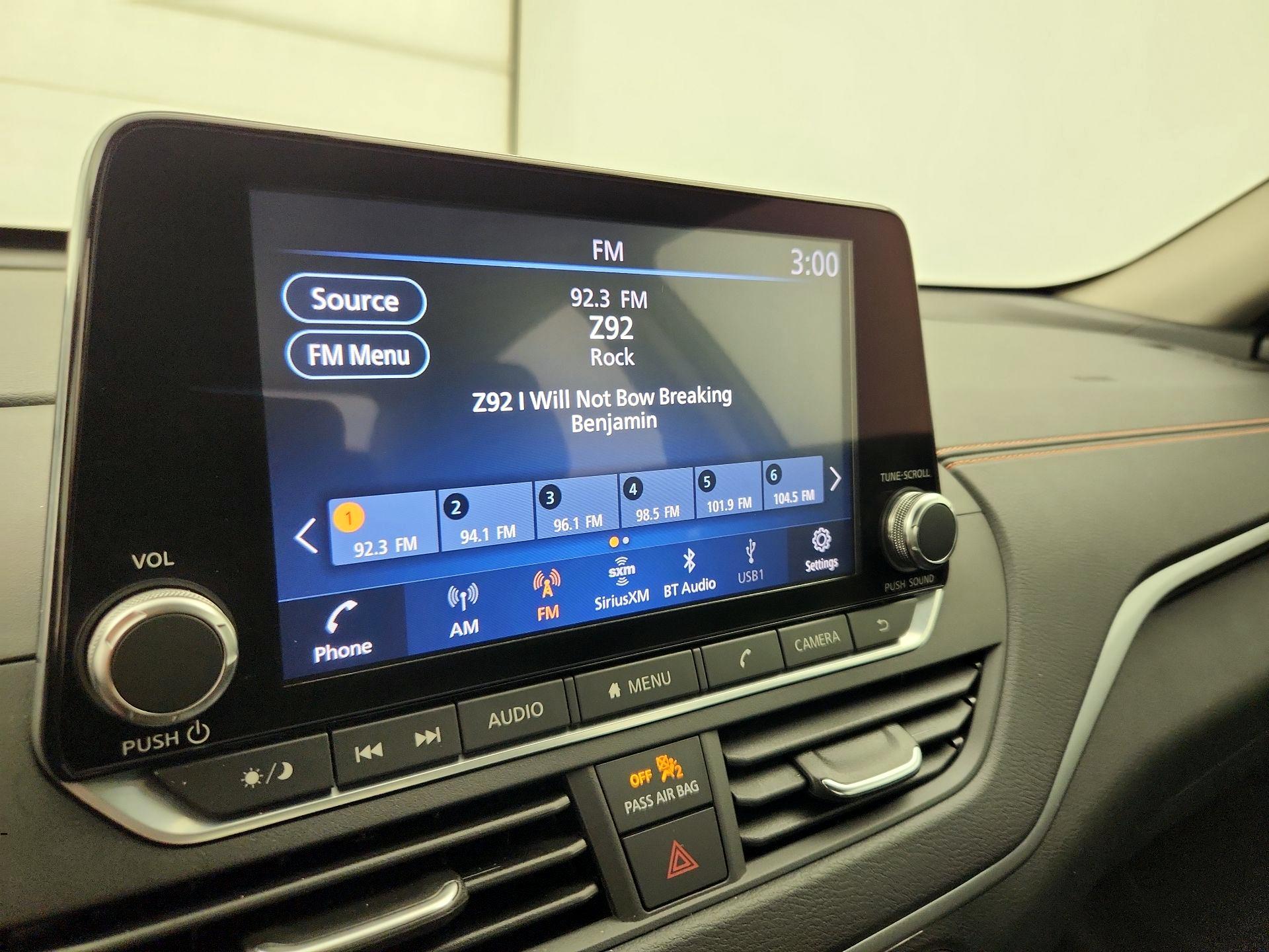 Thumbnail: 2019 Nissan Altima - 15