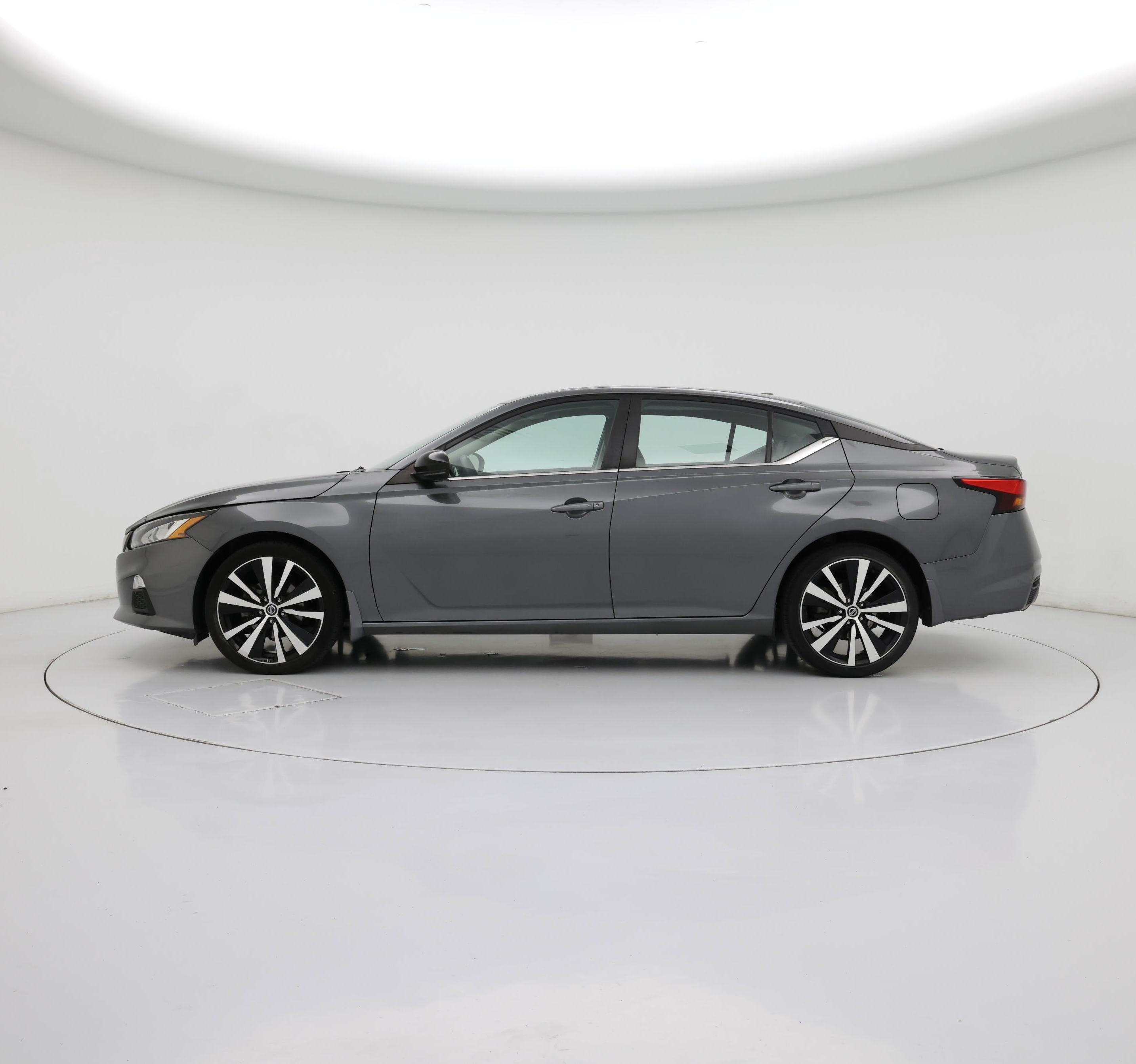 Thumbnail: 2019 Nissan Altima - 3