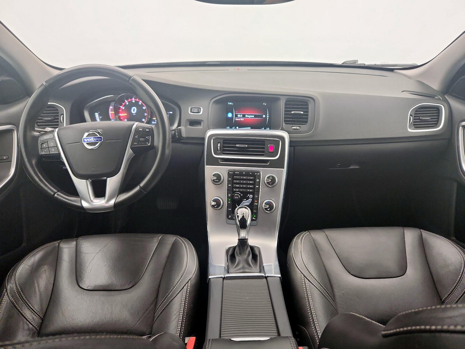 Thumbnail: 2017 Volvo S60 - 9
