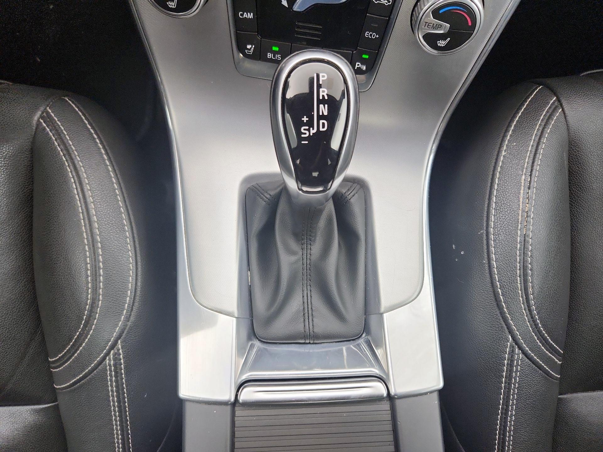 Thumbnail: 2017 Volvo S60 - 18