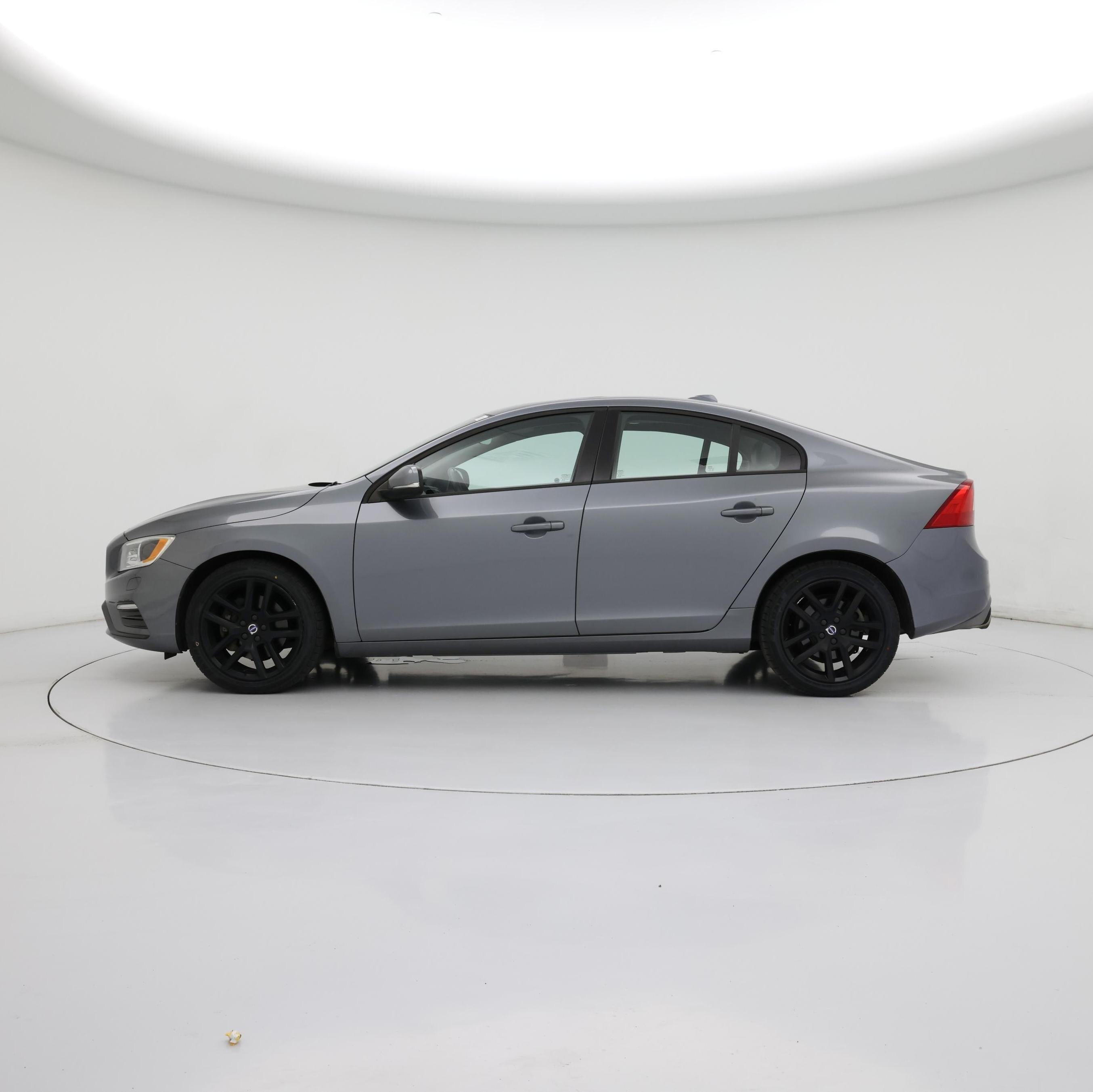 Thumbnail: 2017 Volvo S60 - 3