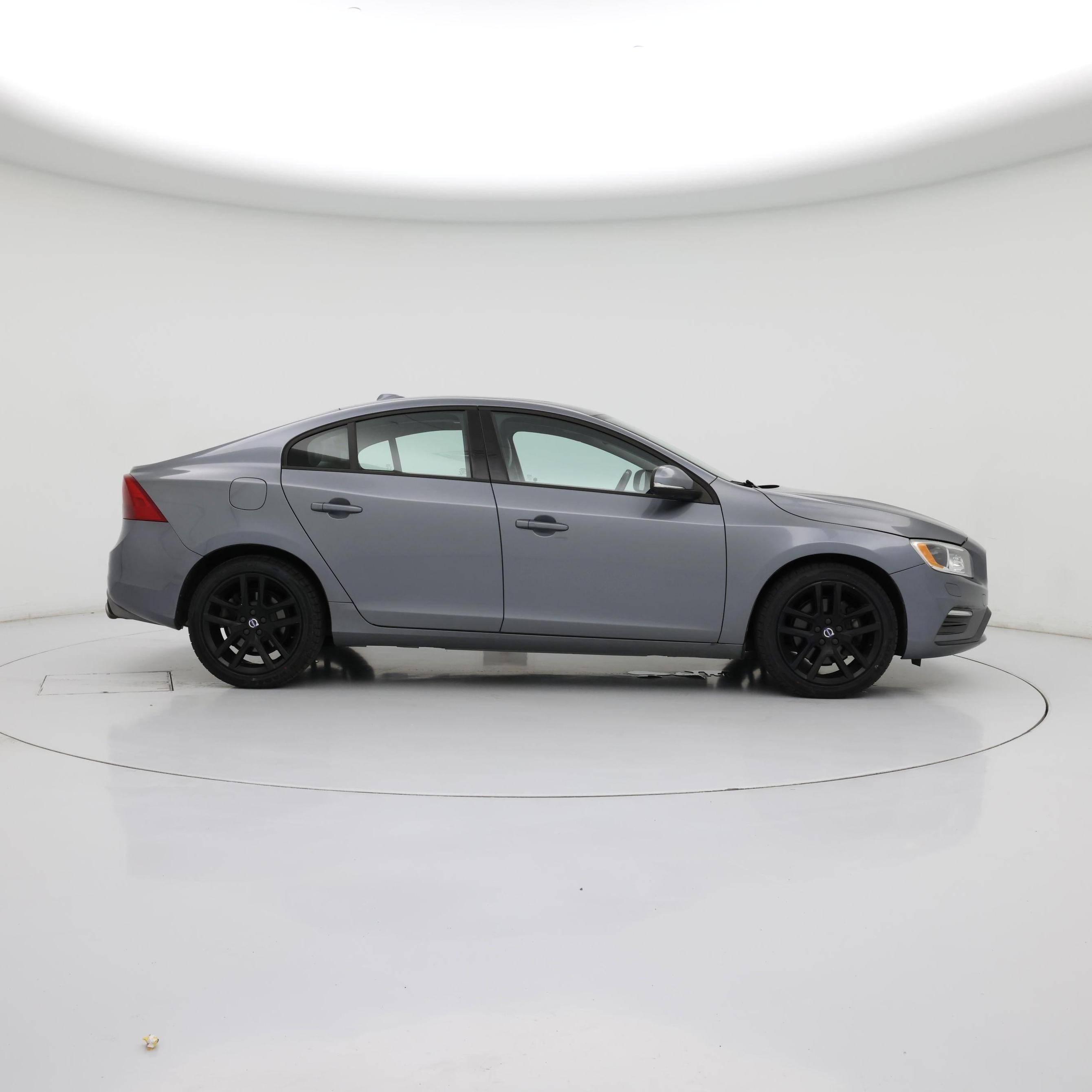 Thumbnail: 2017 Volvo S60 - 7