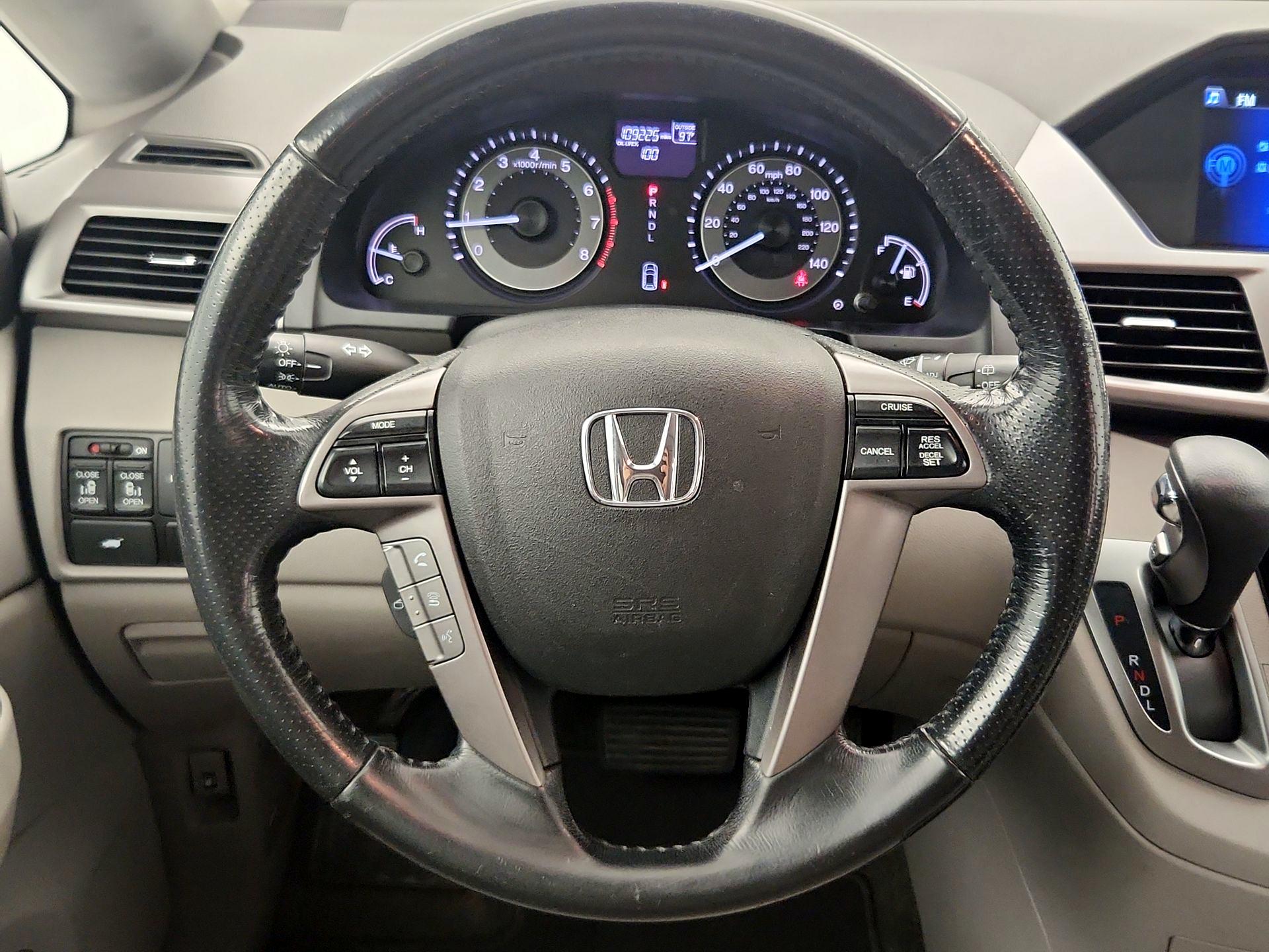 Thumbnail: 2016 Honda Odyssey - 10