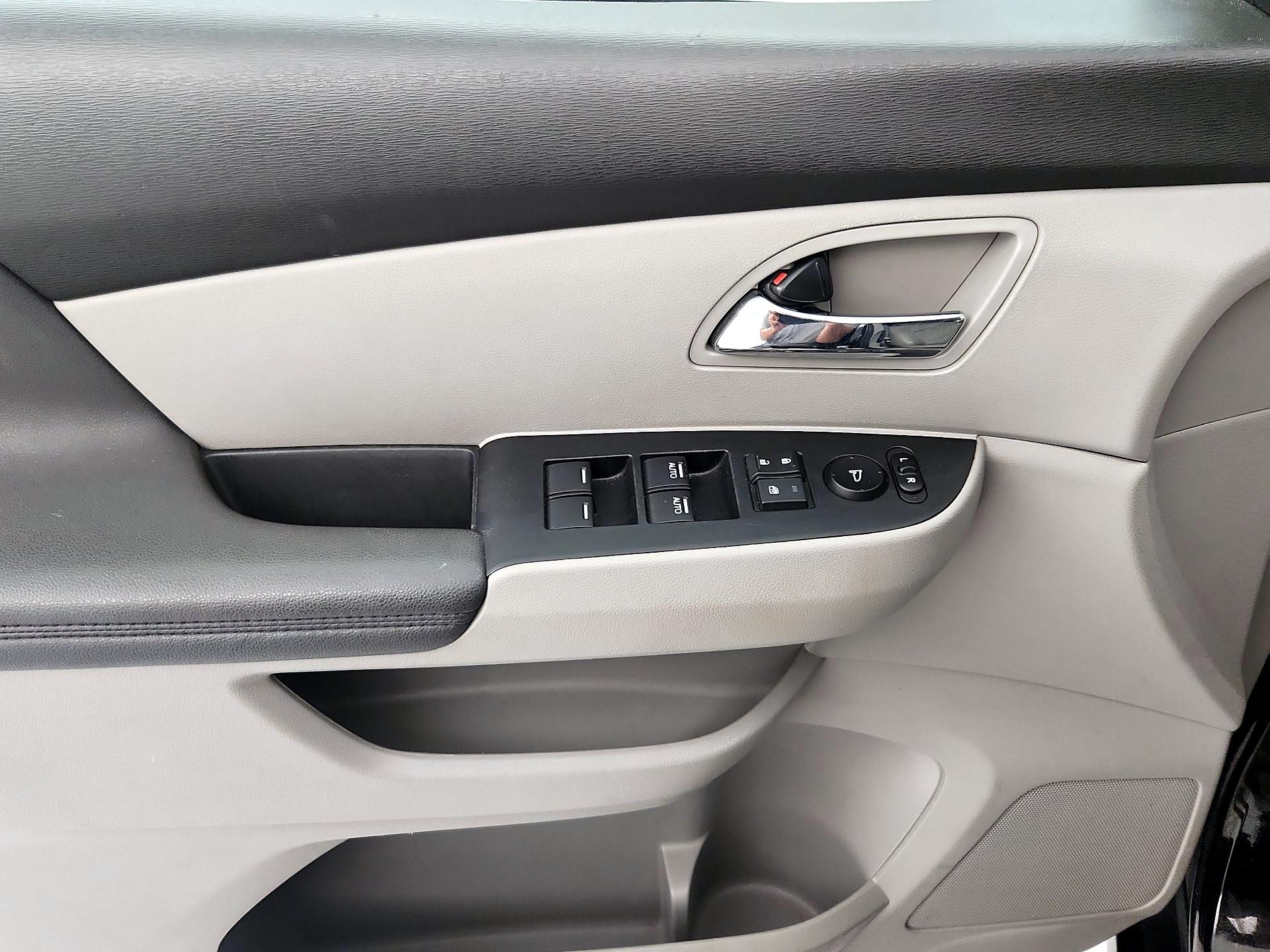 Thumbnail: 2016 Honda Odyssey - 12