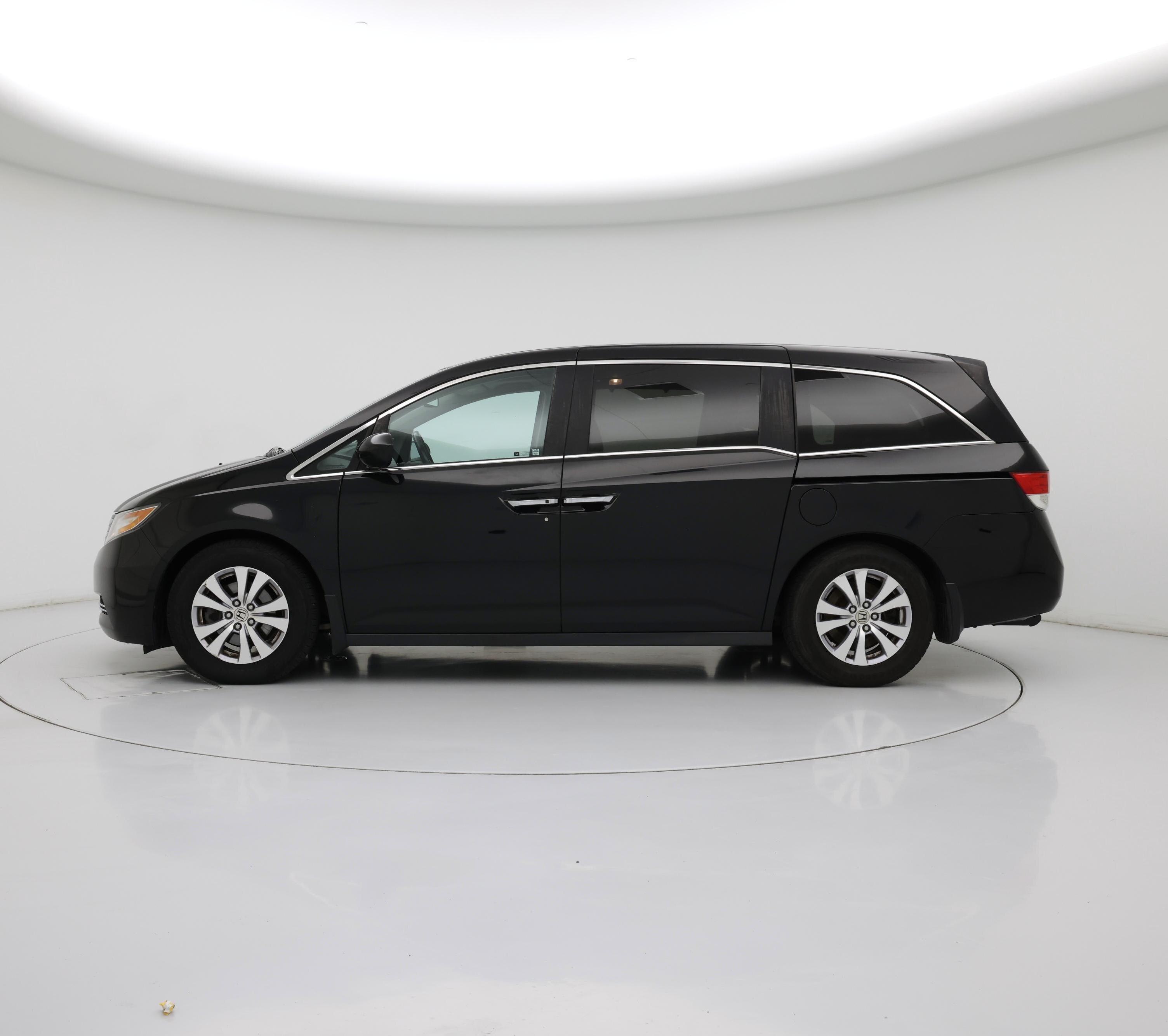 Thumbnail: 2016 Honda Odyssey - 3