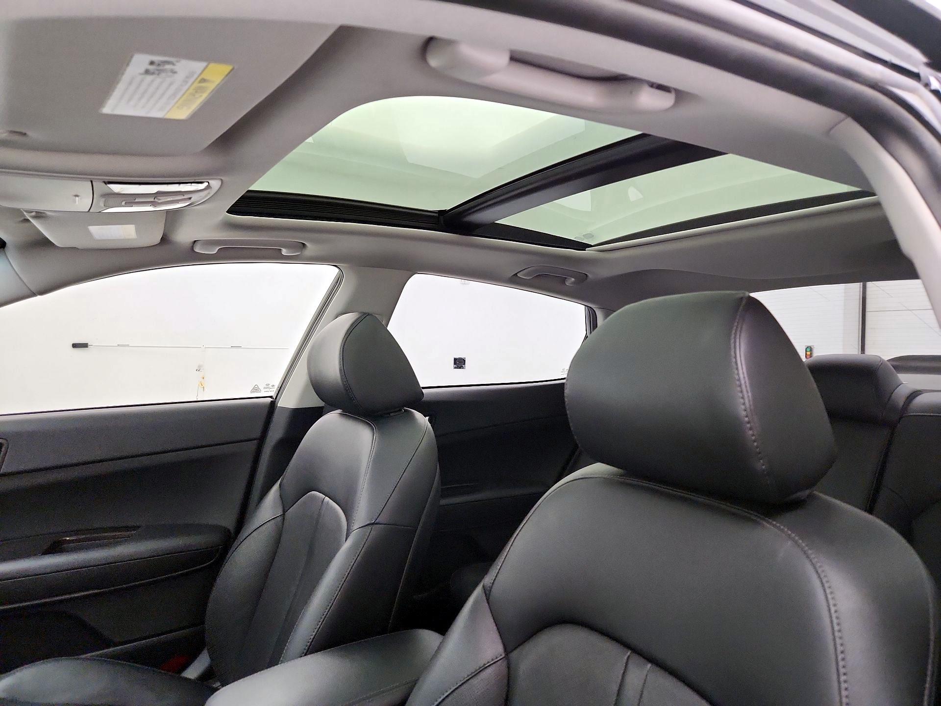 Thumbnail: 2019 Kia Optima - 20