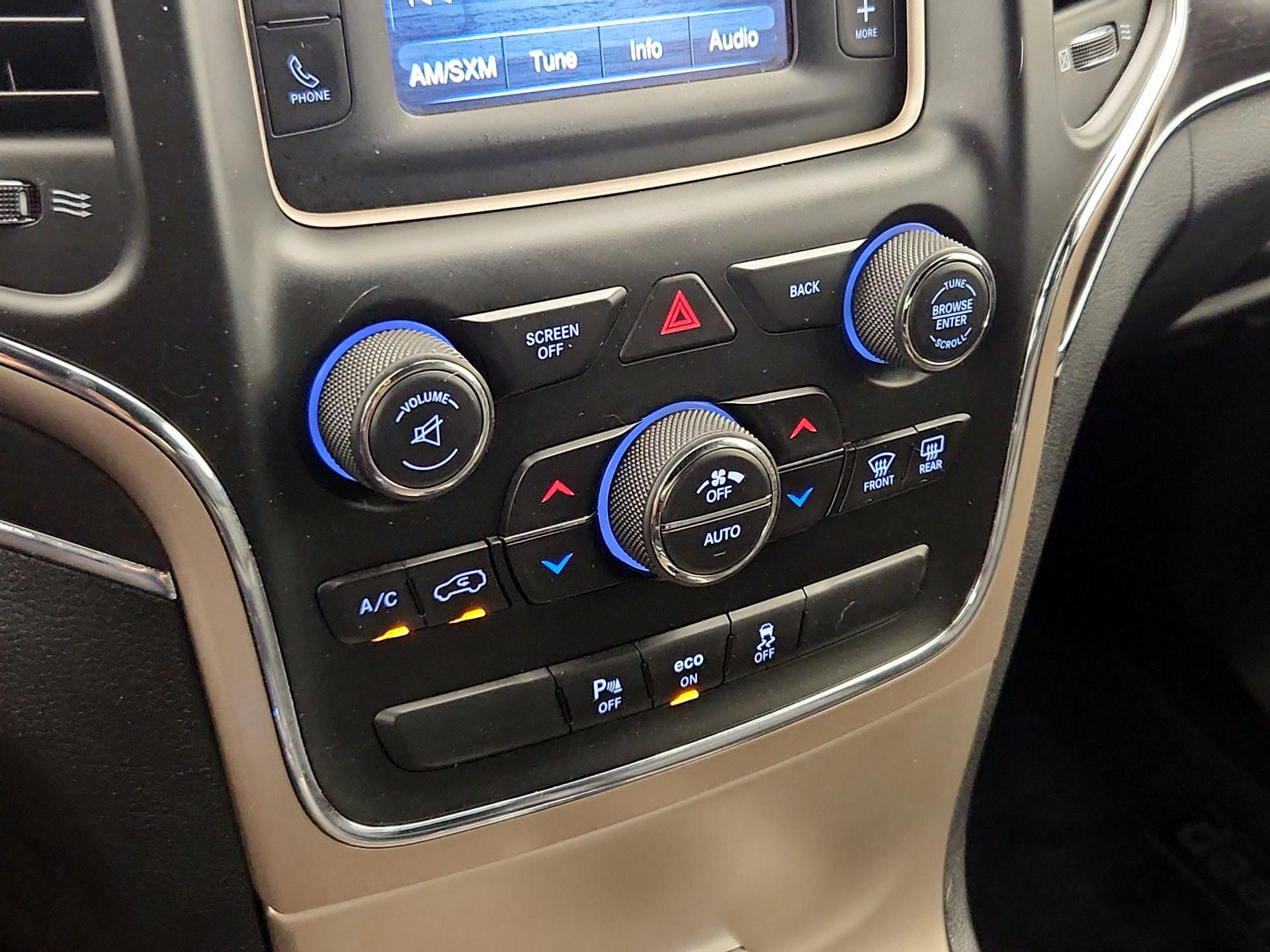 Thumbnail: 2014 Jeep Grand Cherokee - 16