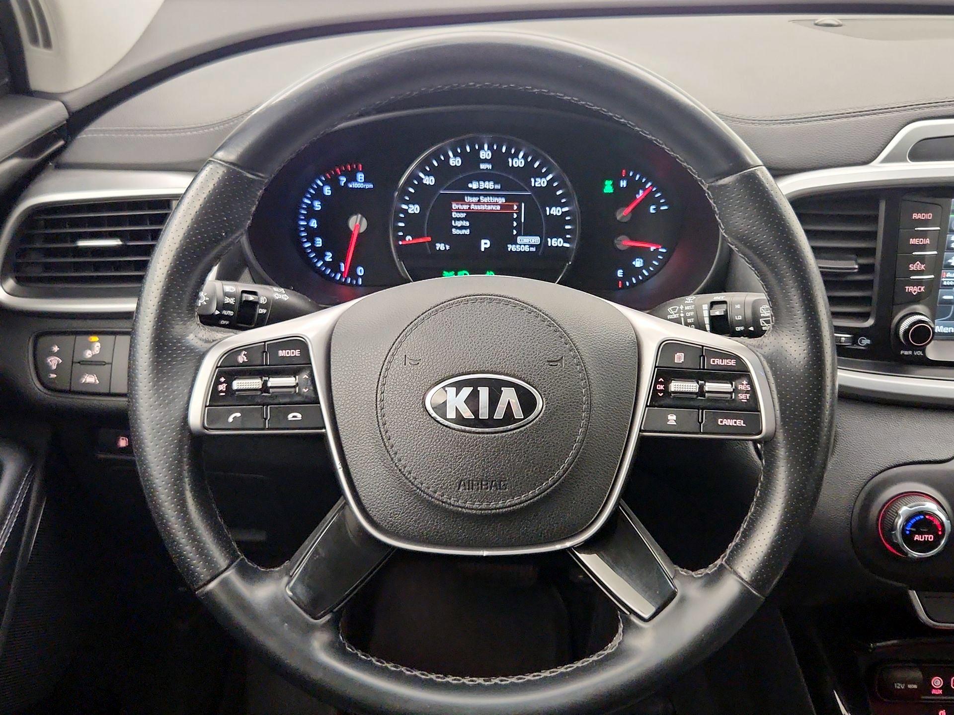 Thumbnail: 2020 Kia Sorento - 10