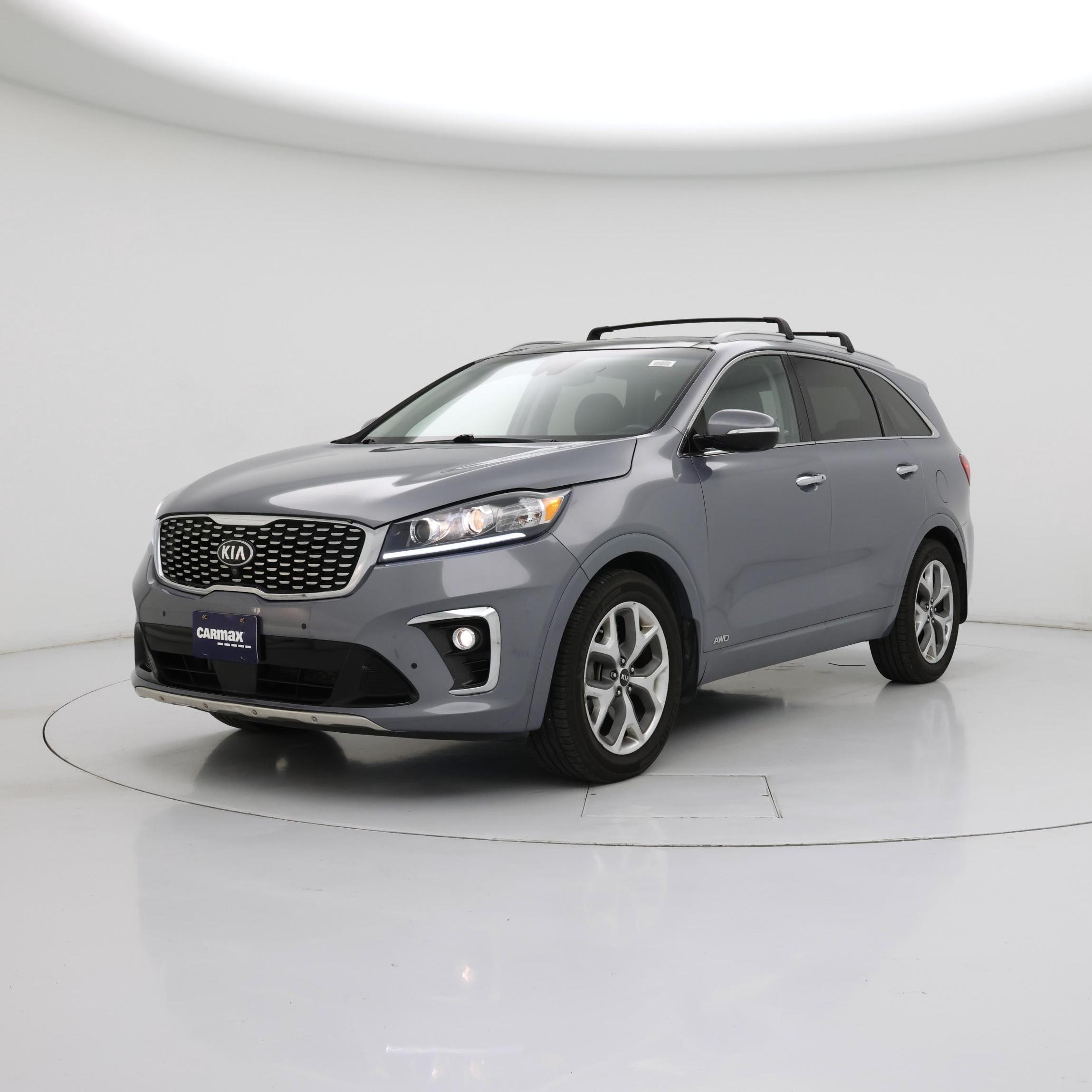 Thumbnail: 2020 Kia Sorento - 4