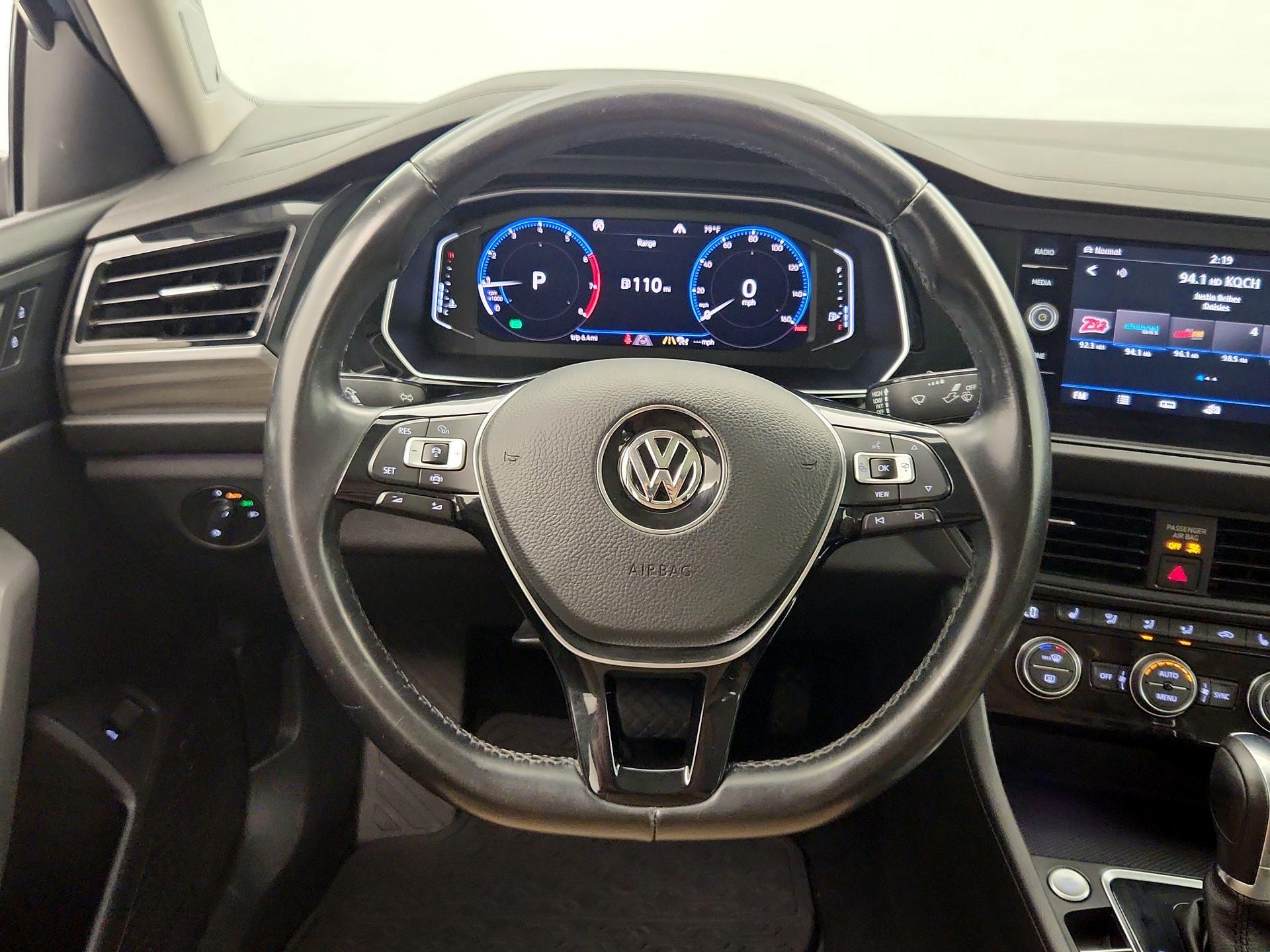 Thumbnail: 2019 Volkswagen Jetta - 10