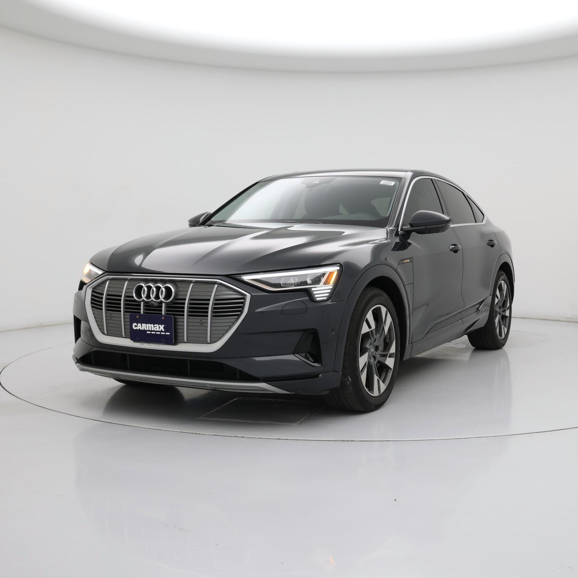 Thumbnail: 2020 Audi e-tron S - 4
