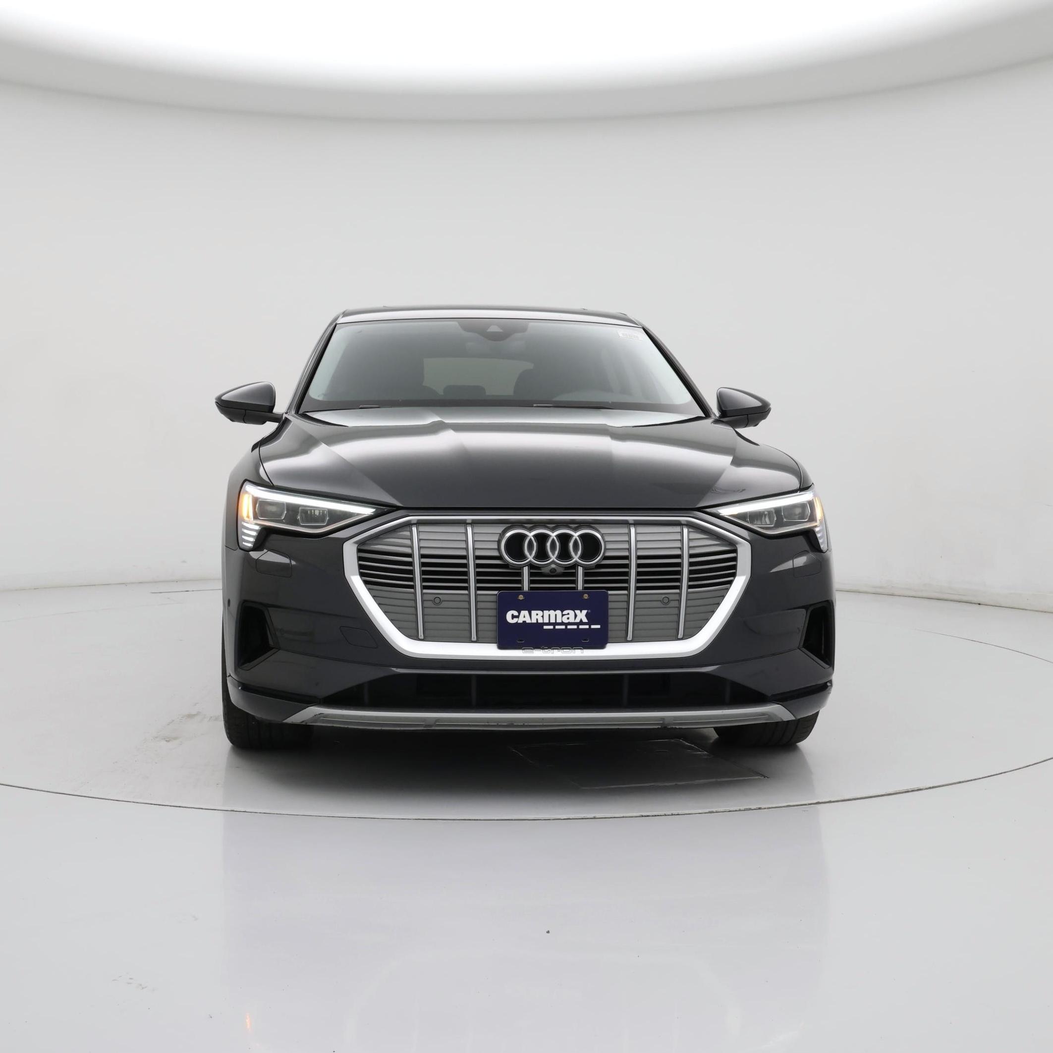 Thumbnail: 2020 Audi e-tron S - 5