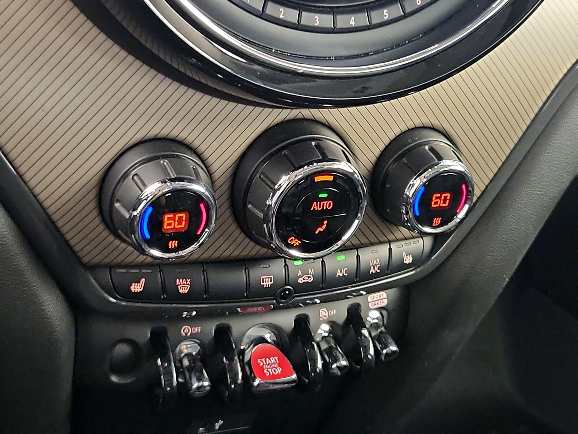 Thumbnail: 2020 MINI Cooper Countryman - 17