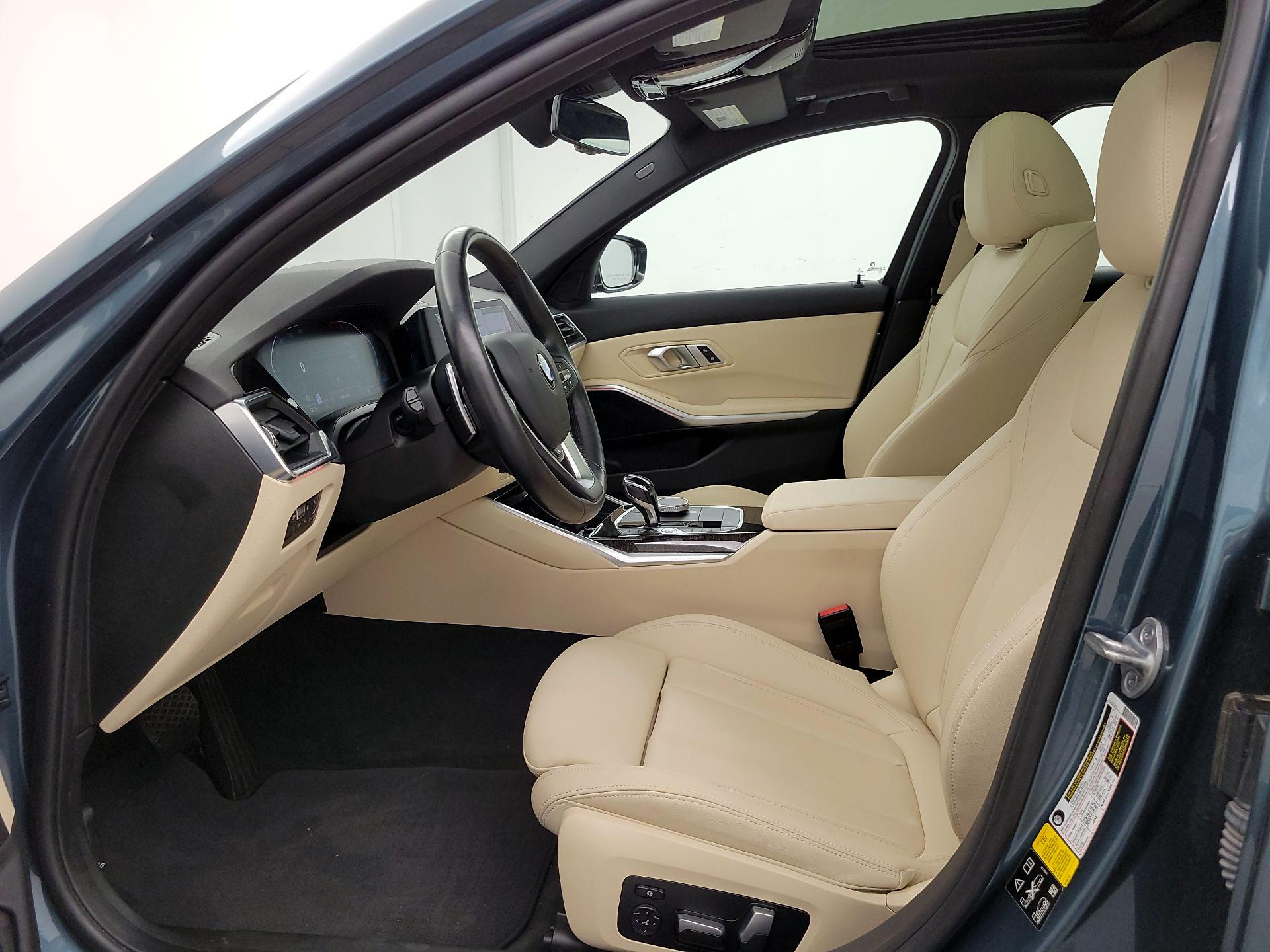 Thumbnail: 2021 BMW 3 Series - 11